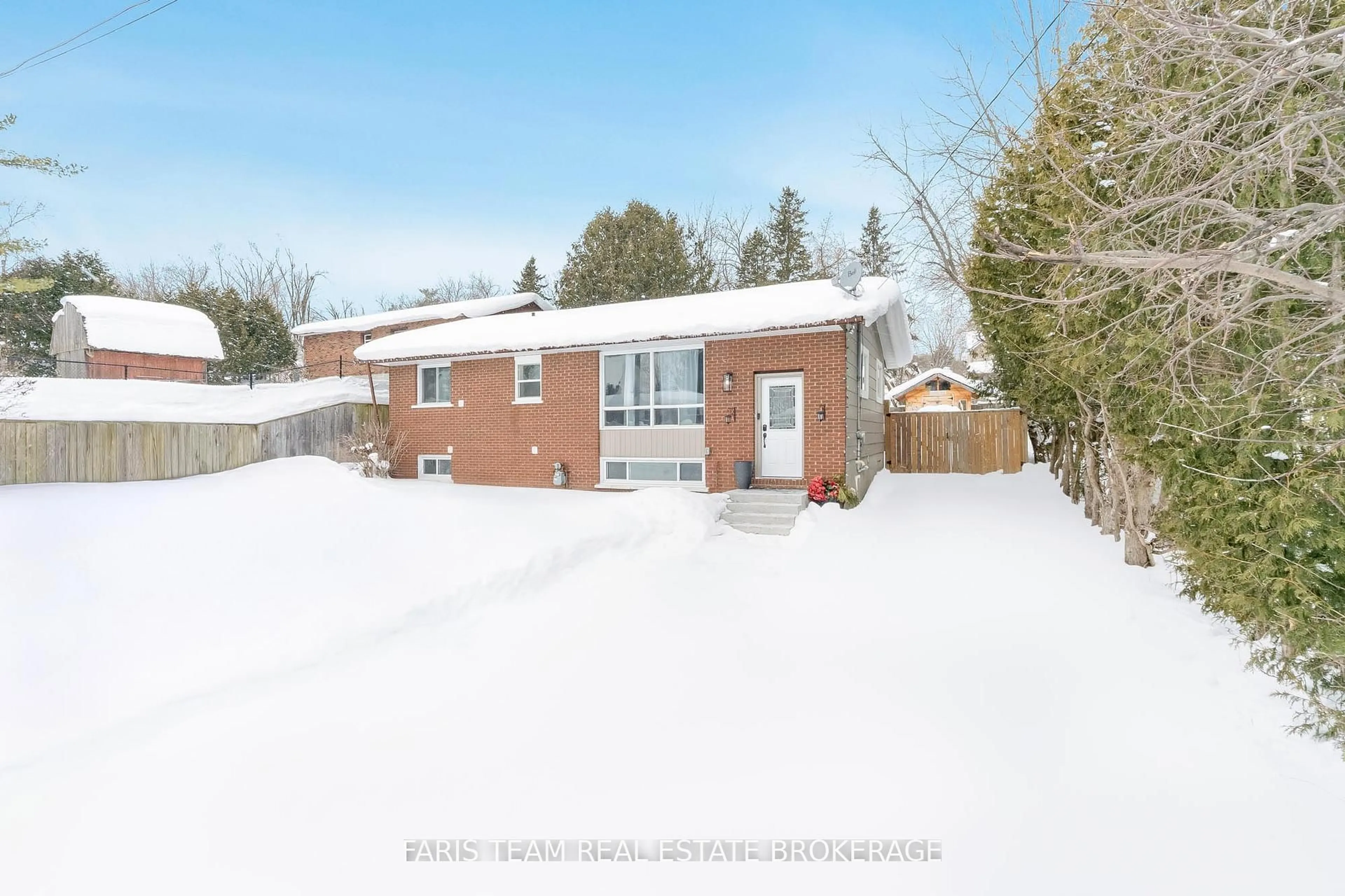 Unknown for 510 Mary St, Tay Ontario L0K 1R0