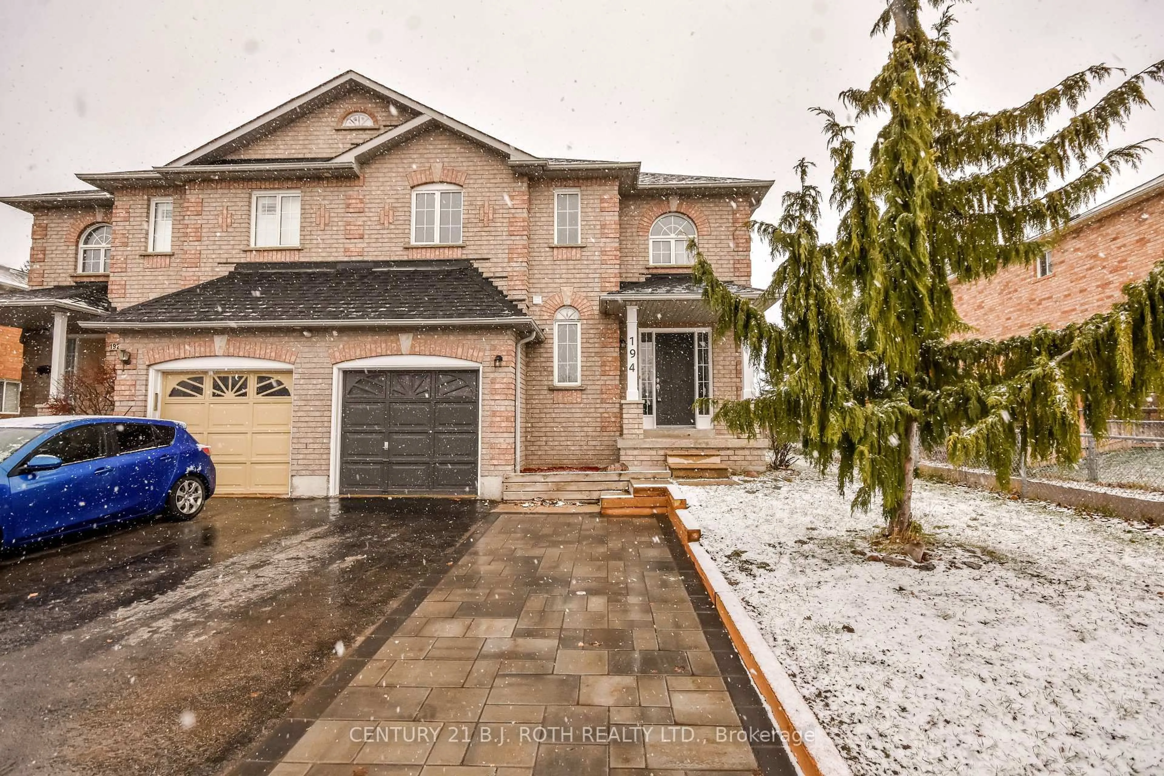 Home with brick exterior material, street for 194 Sundew Dr, Barrie Ontario L4N 9Z3