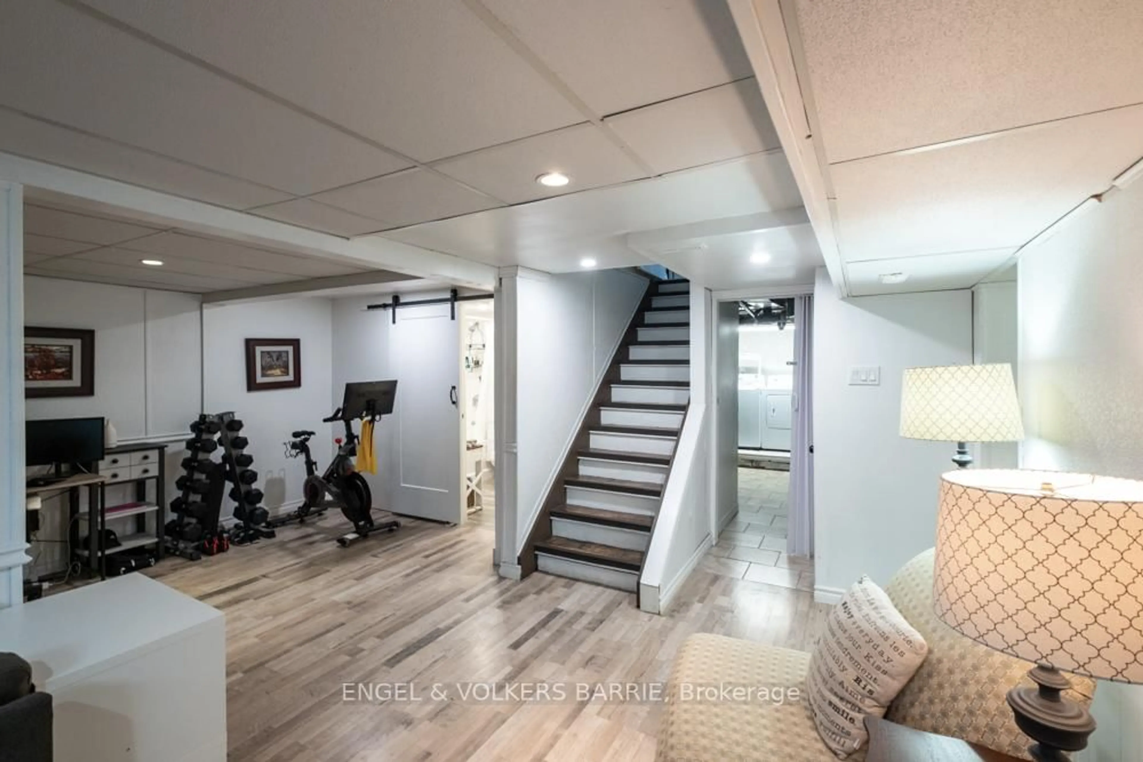Gym or fitness room for 1065 Snow Valley Rd, Springwater Ontario L9X 0V5