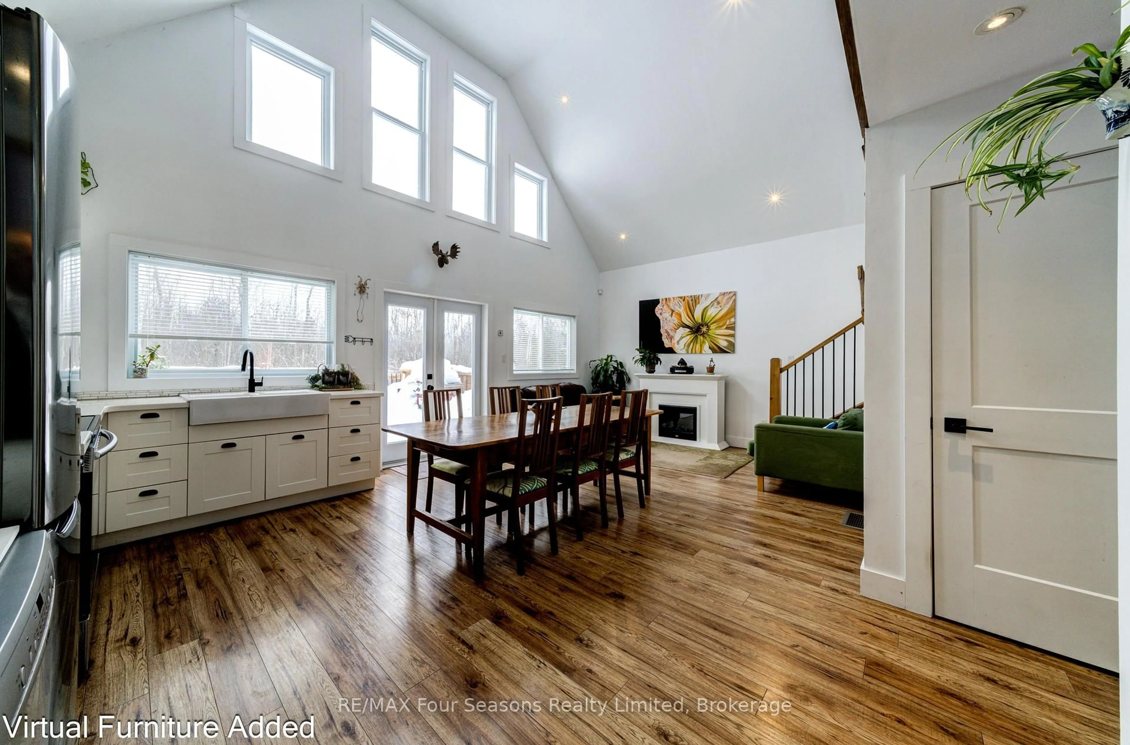 Open concept kitchen, unknown for 40 Braeside St, Collingwood Ontario L9Y 0X2