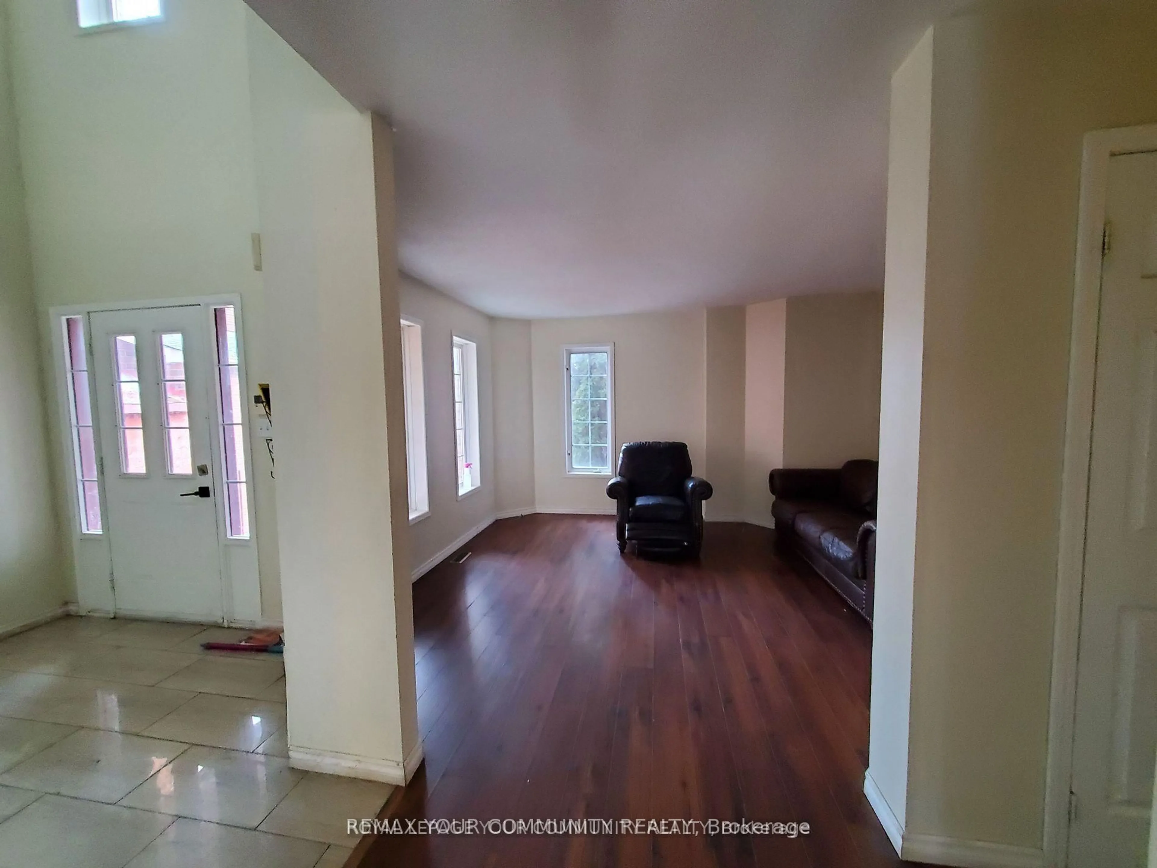 Unknown for 156 Loon Ave, Barrie Ontario L4N 8X2