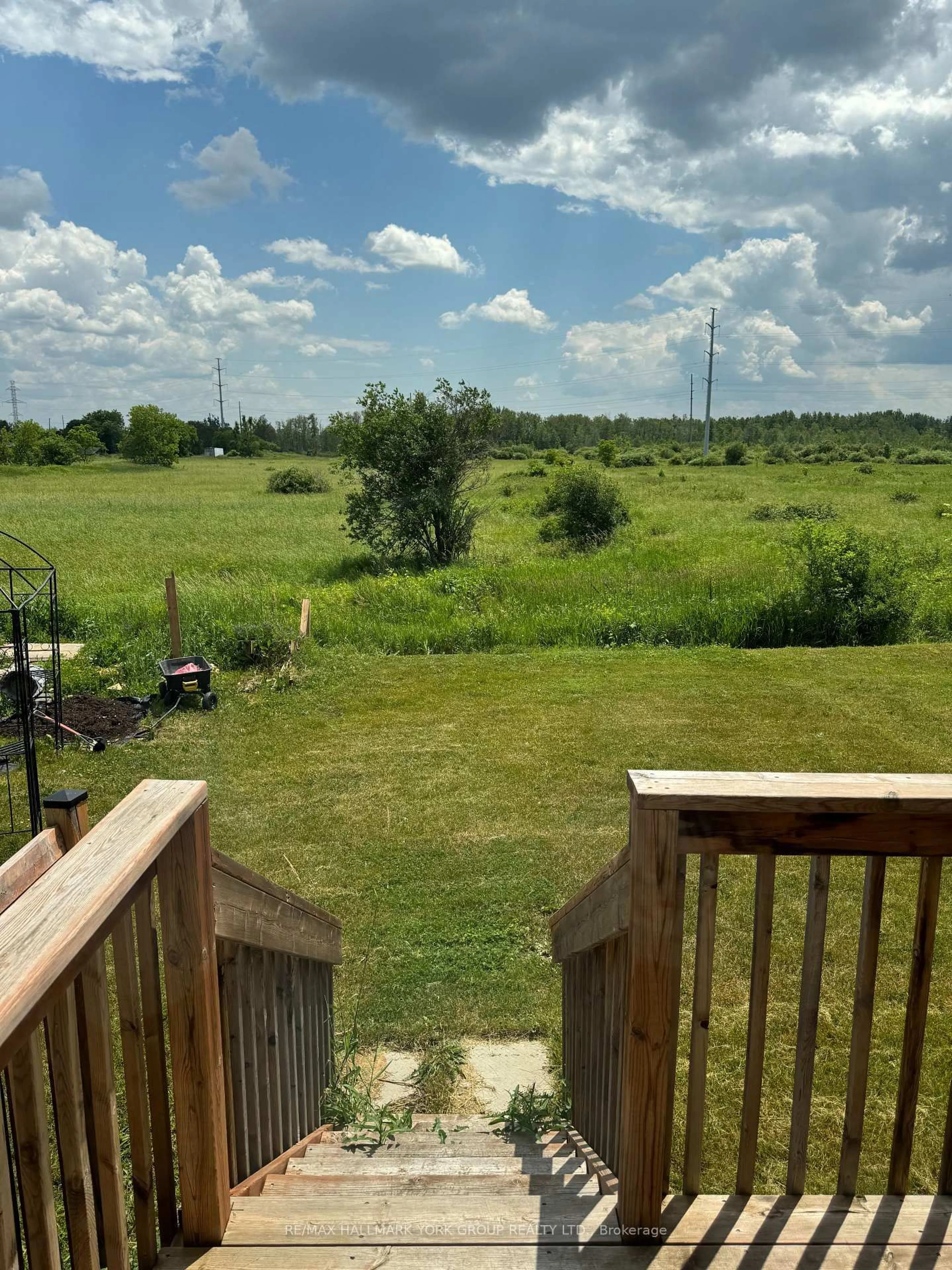A pic from outside/outdoor area/front of a property/back of a property/a pic from drone, water/lake/river/ocean view for 323 Atkinson St, Clearview Ontario L0M 1S0