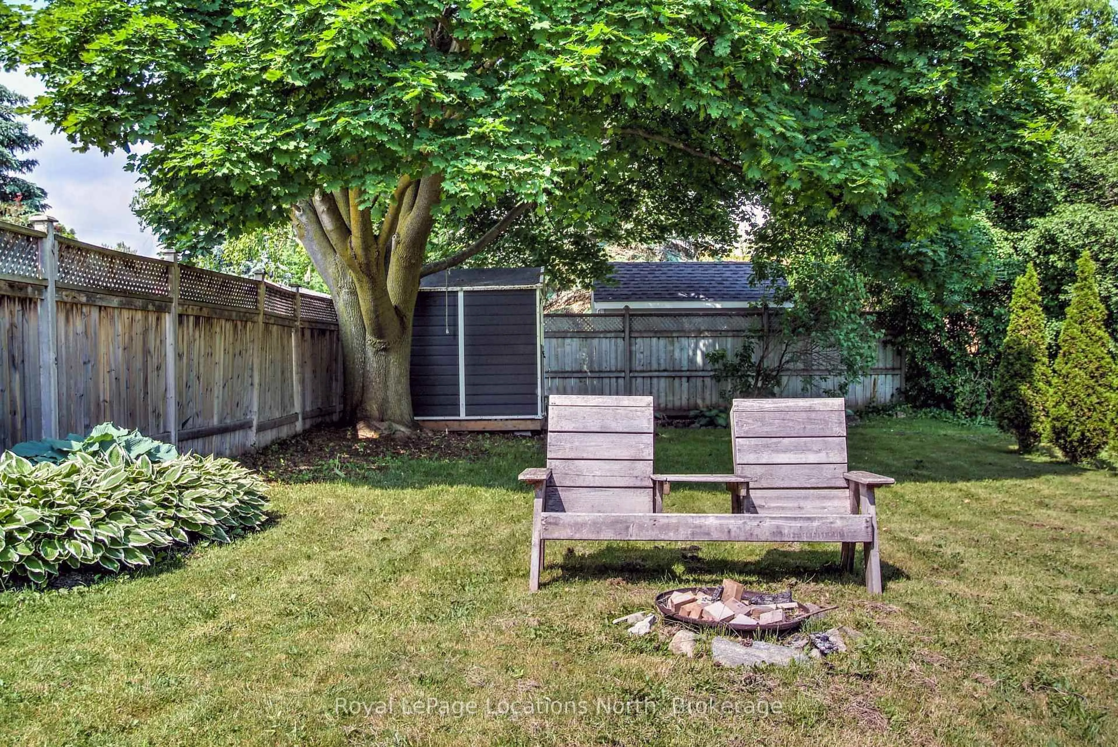 Patio, unknown for 260 CEDAR St, Collingwood Ontario L9Y 3A8