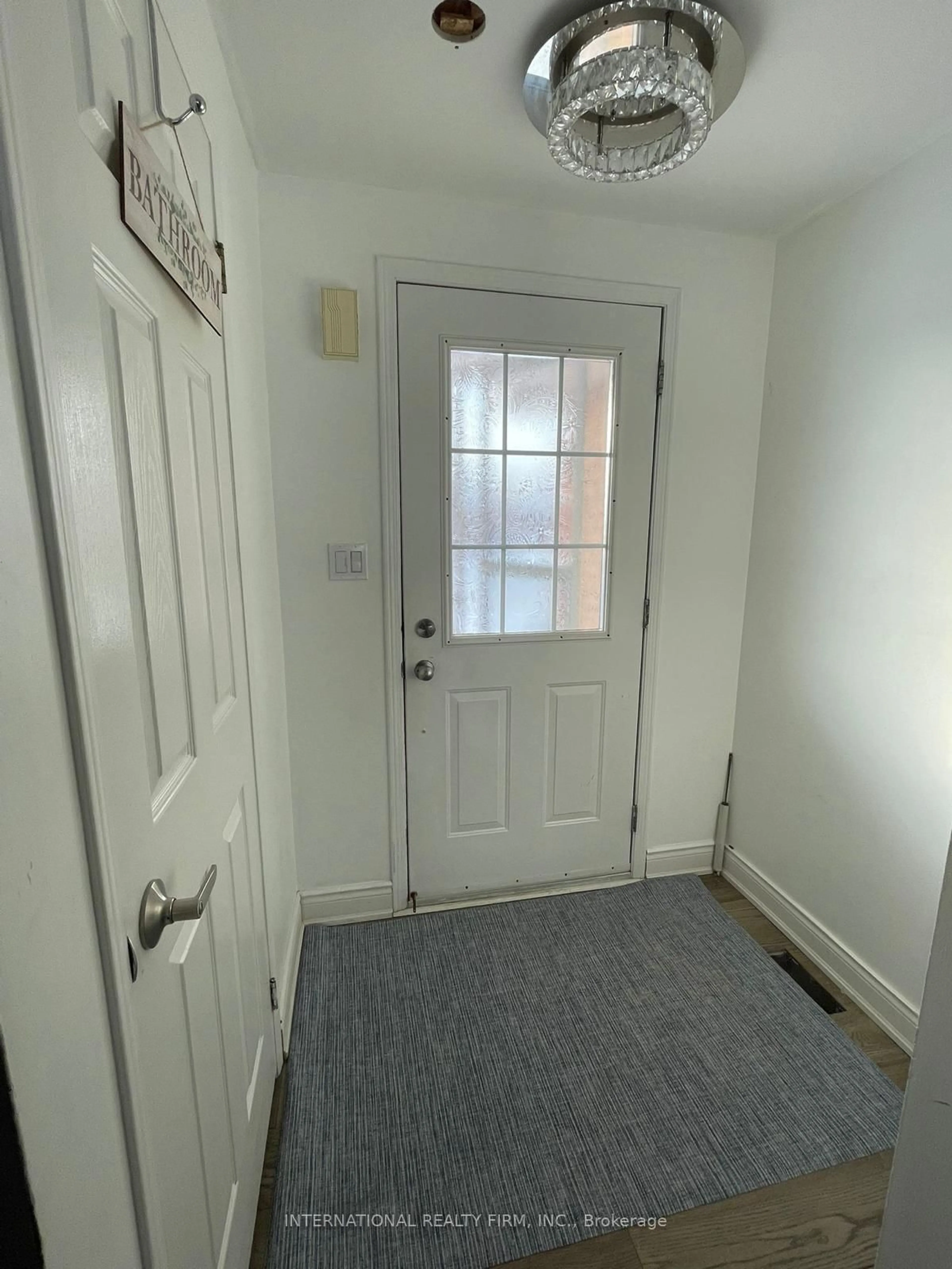 A pic of a room for 63 Wessenger Dr, Barrie Ontario L4N 8P8