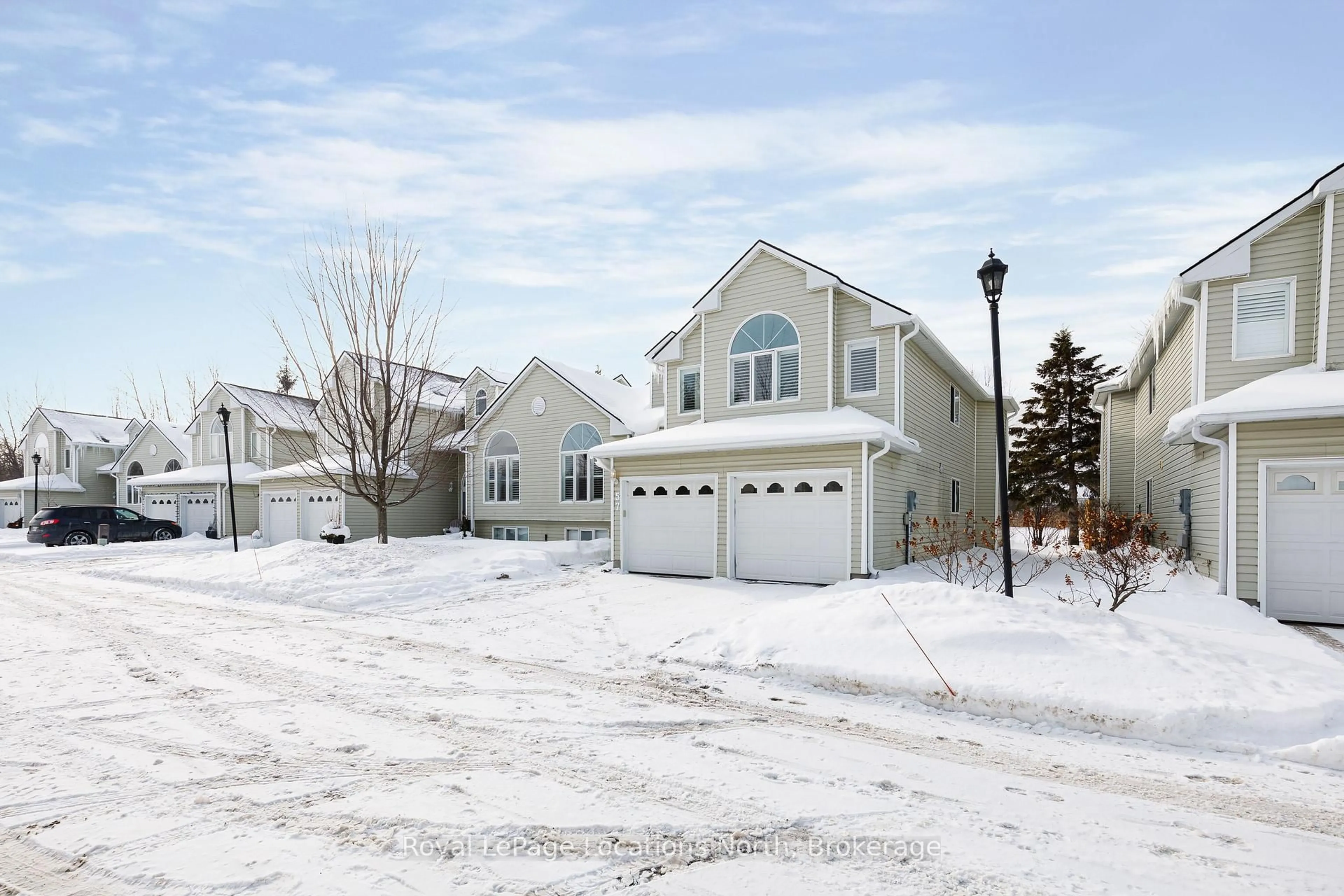 Unknown for 57 Barker Blvd, Collingwood Ontario L9Y 4W4