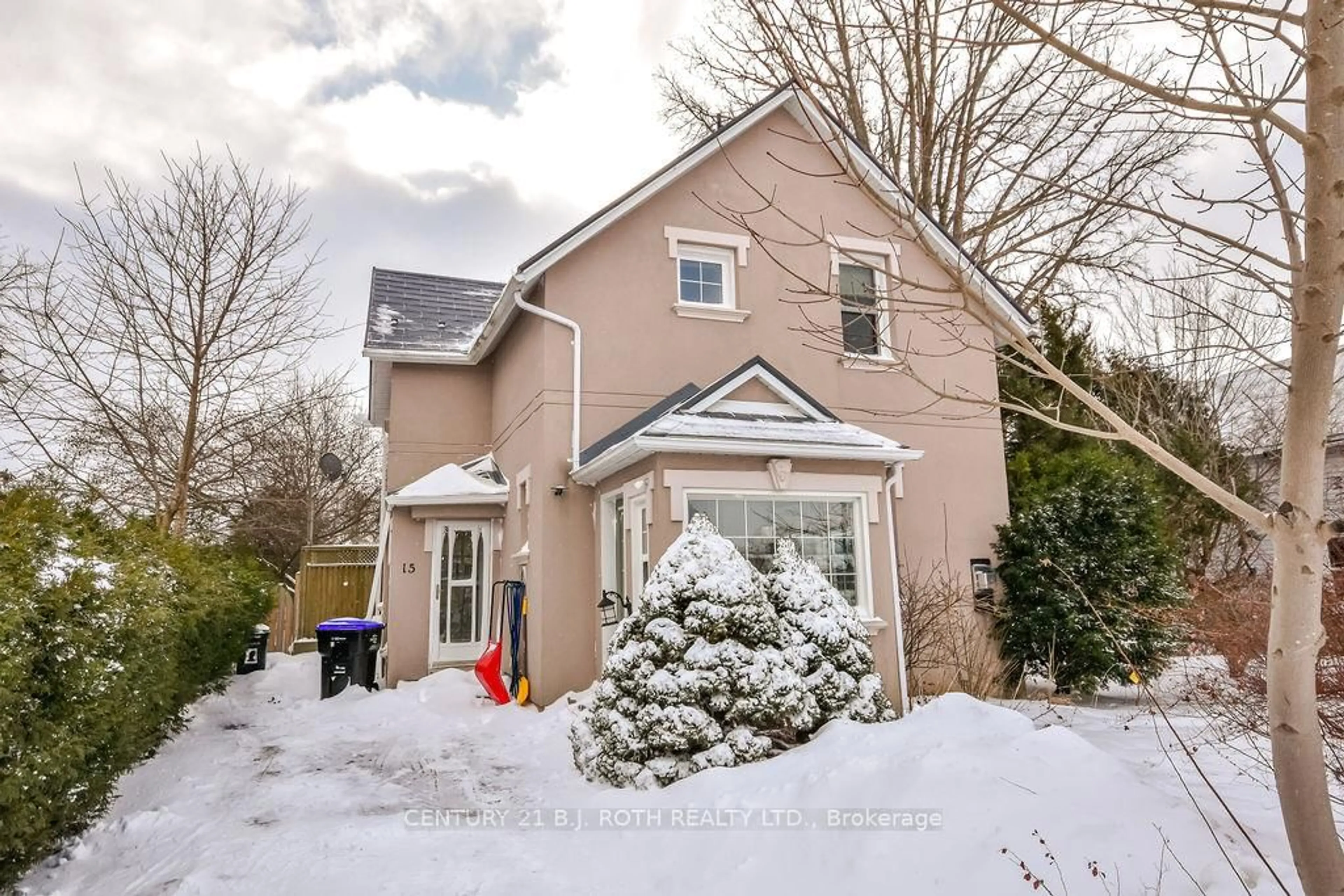 A pic from outside/outdoor area/front of a property/back of a property/a pic from drone, street for 15 Stone St, Springwater Ontario L0L 1P0