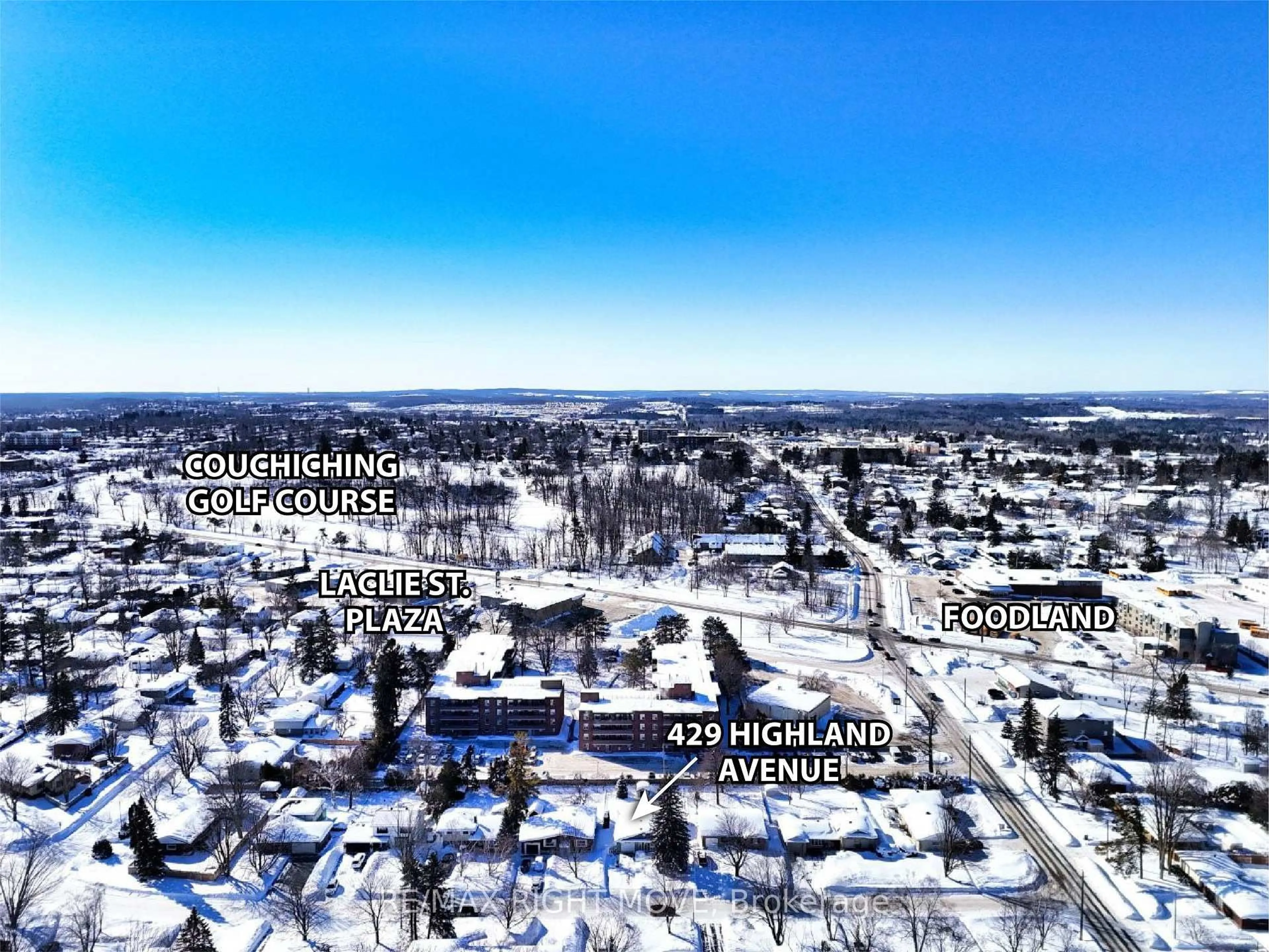 A pic from outside/outdoor area/front of a property/back of a property/a pic from drone, street for 429 Highland Ave, Orillia Ontario L3V 4E8