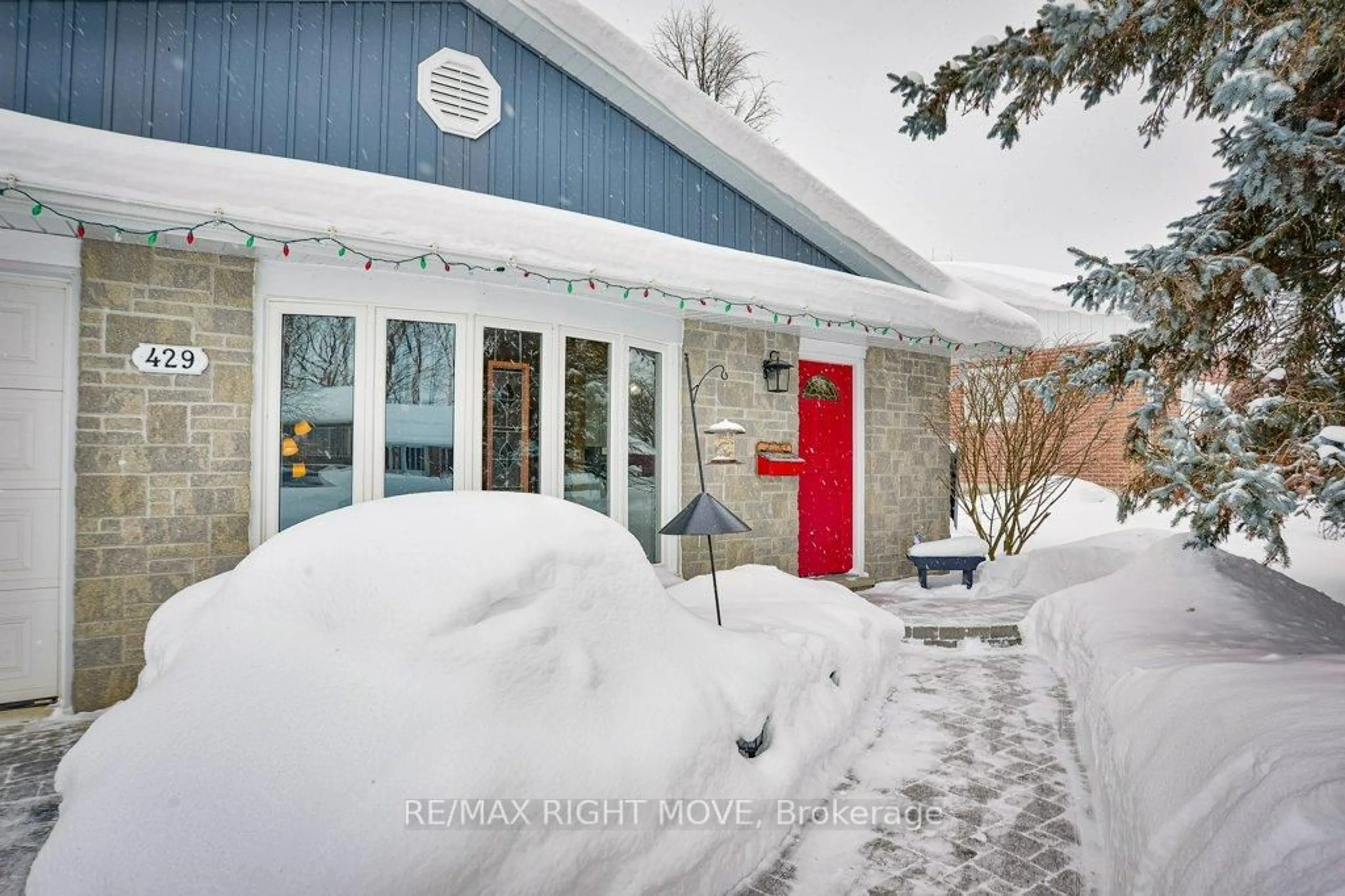 Unknown for 429 Highland Ave, Orillia Ontario L3V 4E8