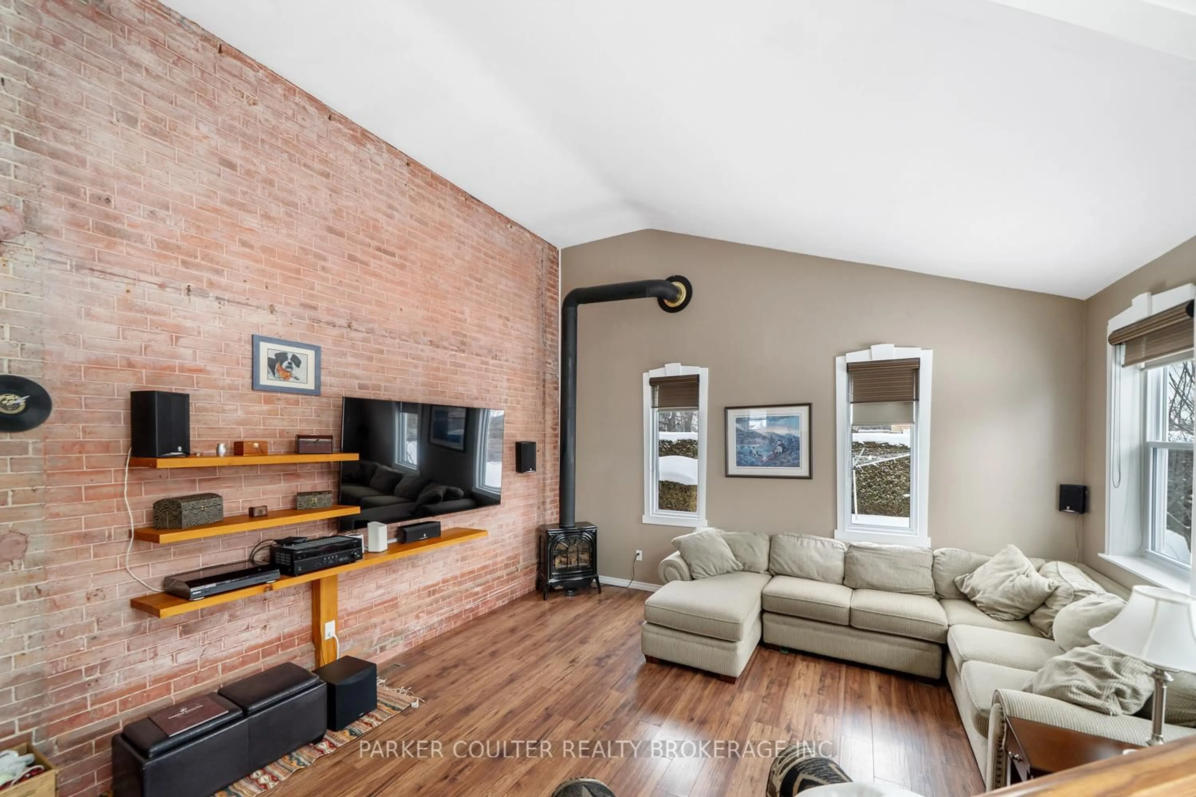 Living room with furniture, unknown for 2189 & 2193 Concession 4 Rd, Ramara Ontario L0K 1B0