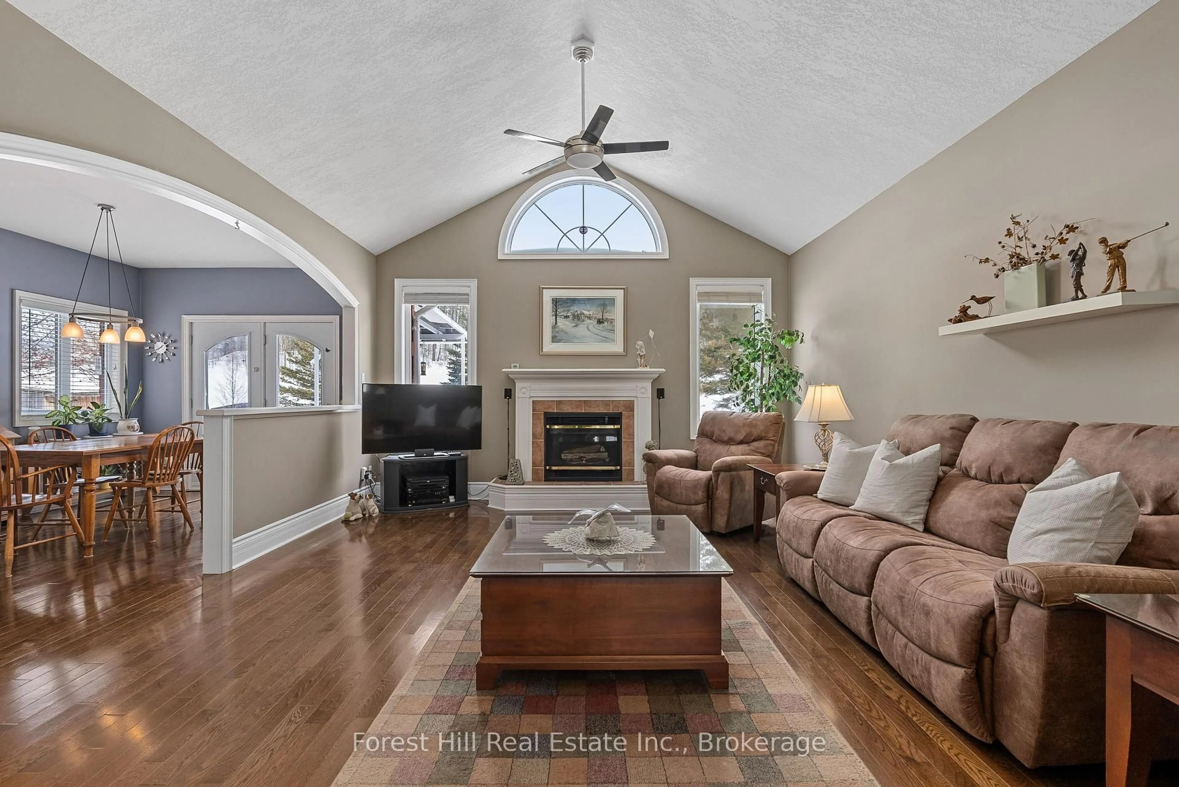 Living room with furniture, unknown for 74 Wasaga Sands Dr, Wasaga Beach Ontario L9Z 1J4