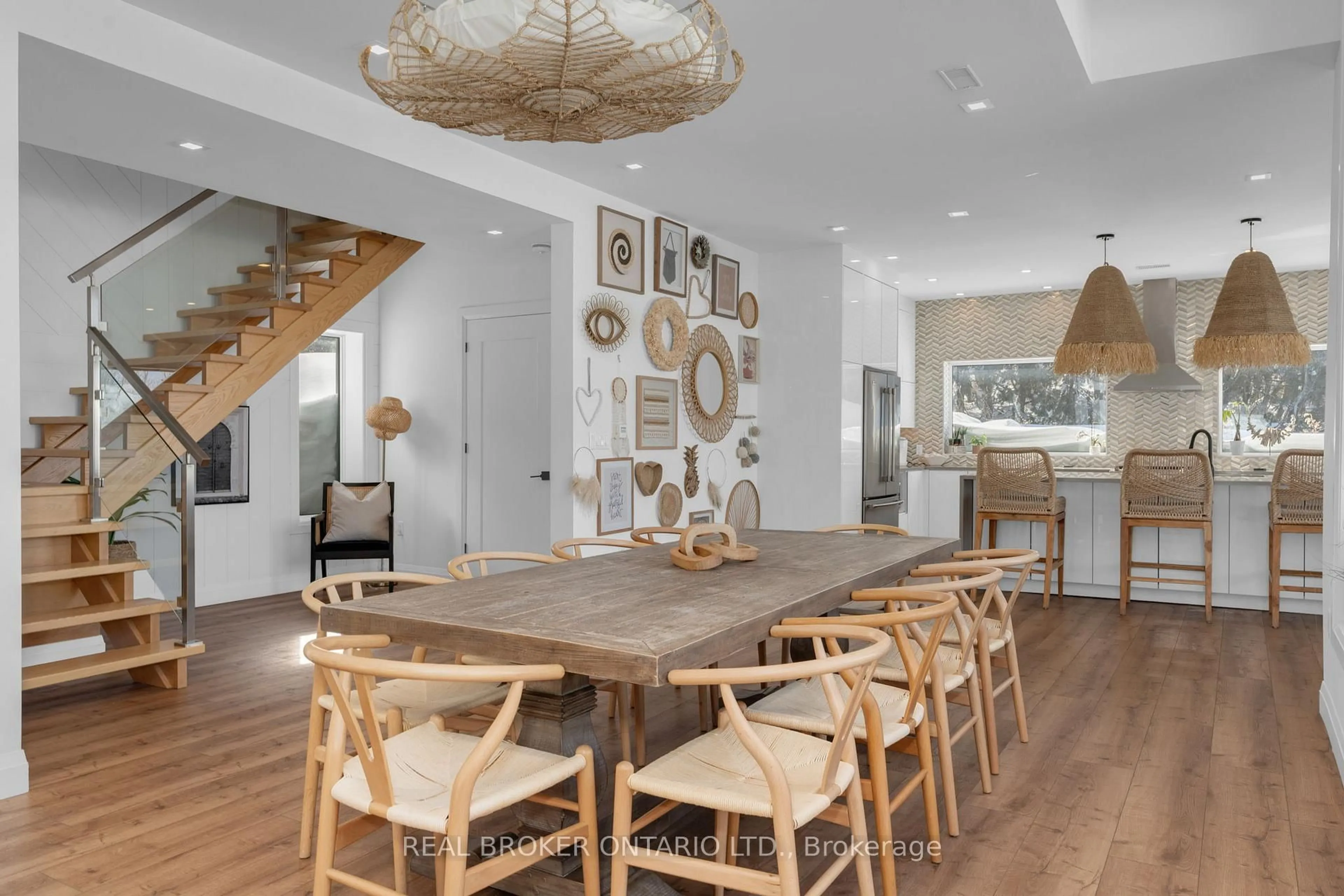 Open concept kitchen, unknown for 31 Hemlock Ave, Tay Ontario L0K 2C0