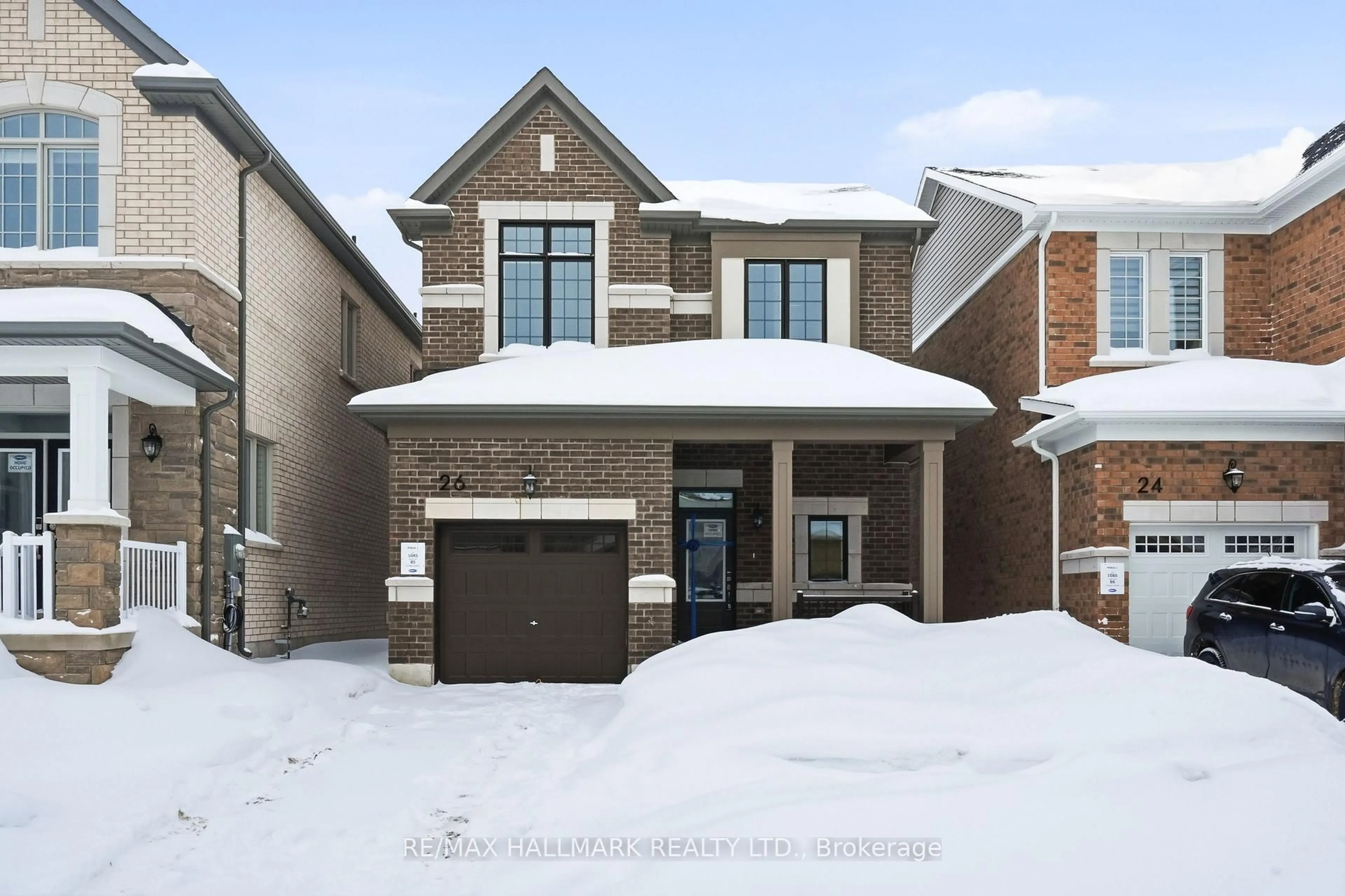 Home with brick exterior material, street for 26 Foxley Hts, Barrie Ontario L9J 1A6