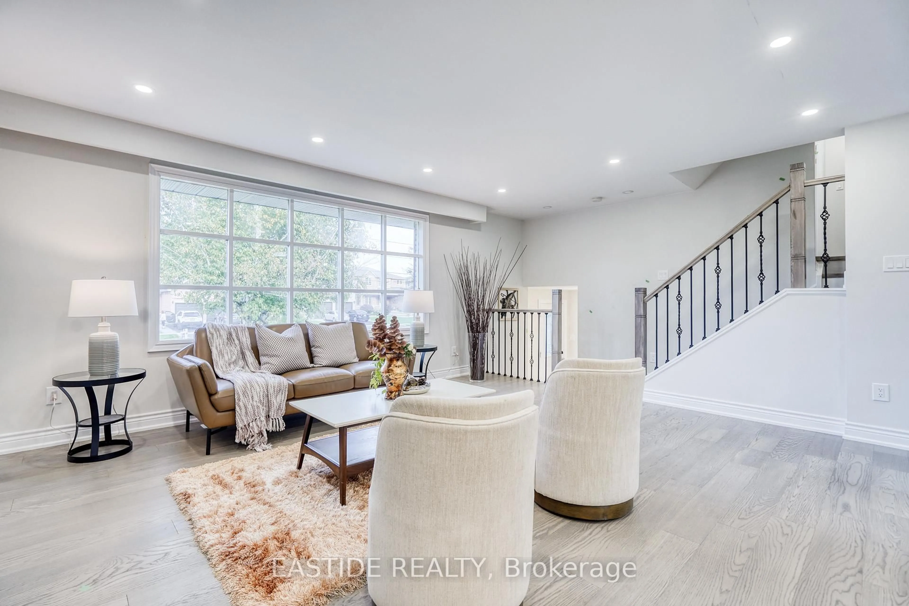 Living room with furniture, unknown for 82 Miller Dr, Barrie Ontario L4N 9X3