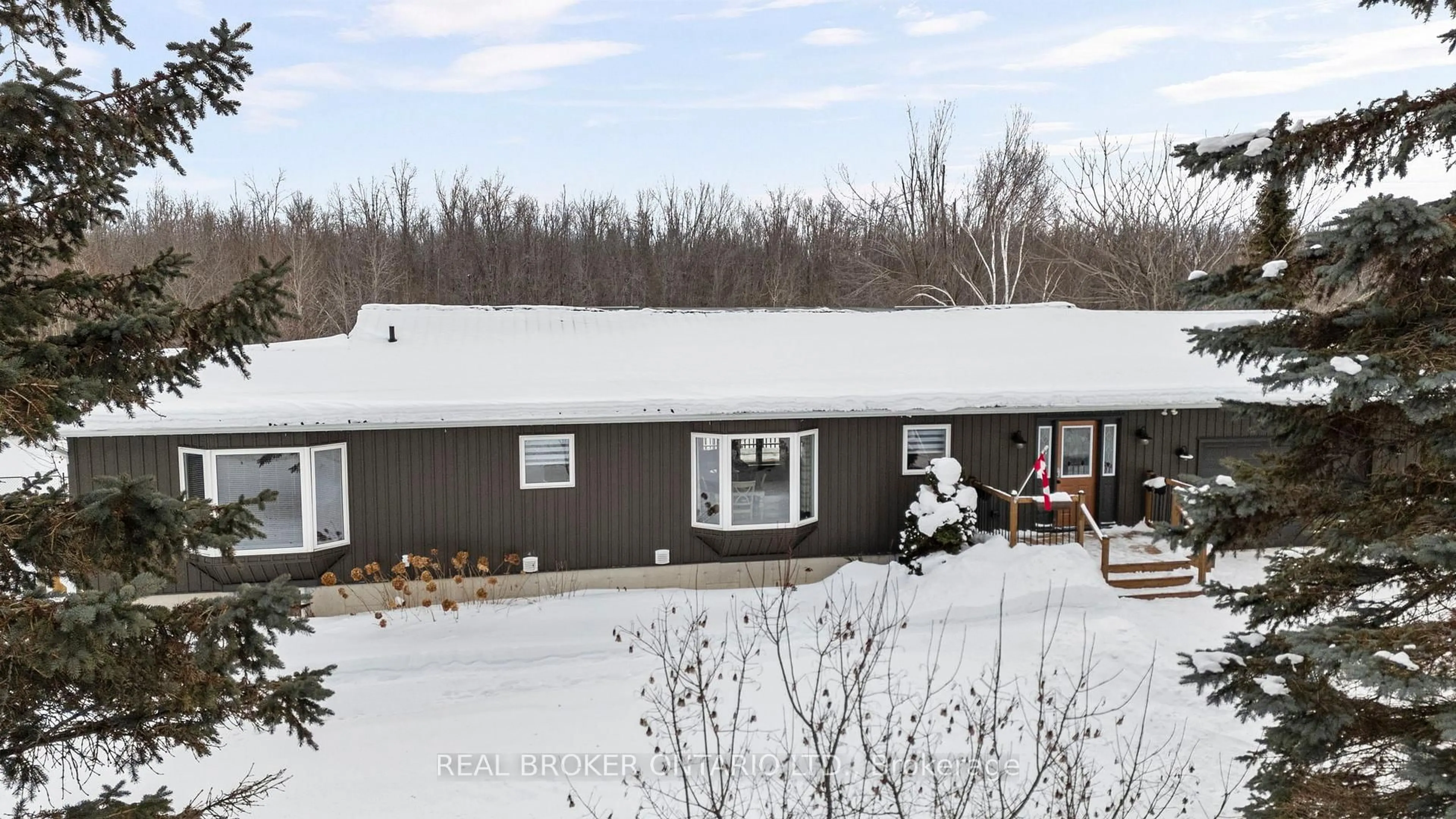 Home with vinyl exterior material, unknown for 93 SIMCOE Rd, Ramara Ontario L0K 1B0