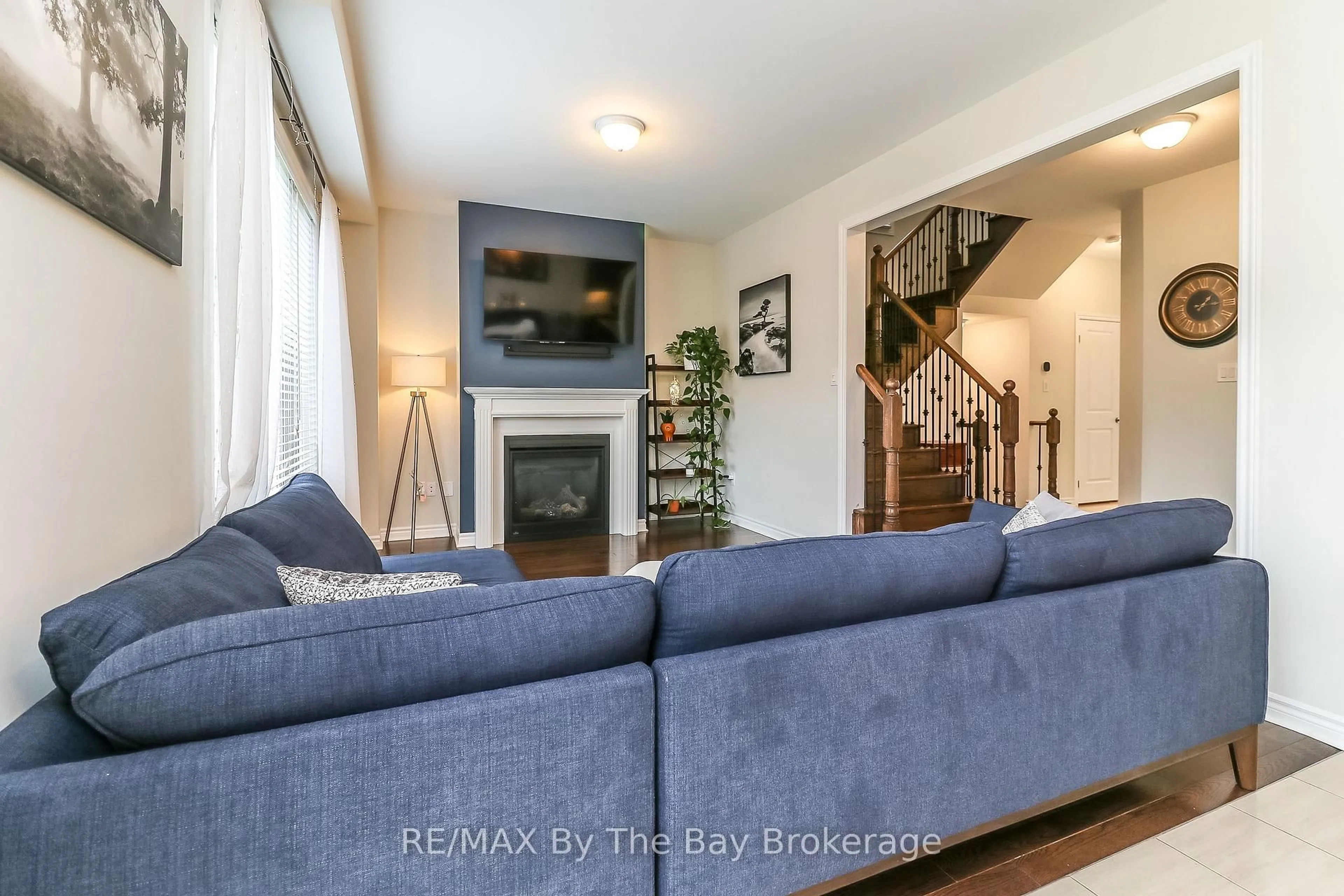 Living room with furniture, unknown for 97 Tracey Lane, Collingwood Ontario L9Y 3Z6