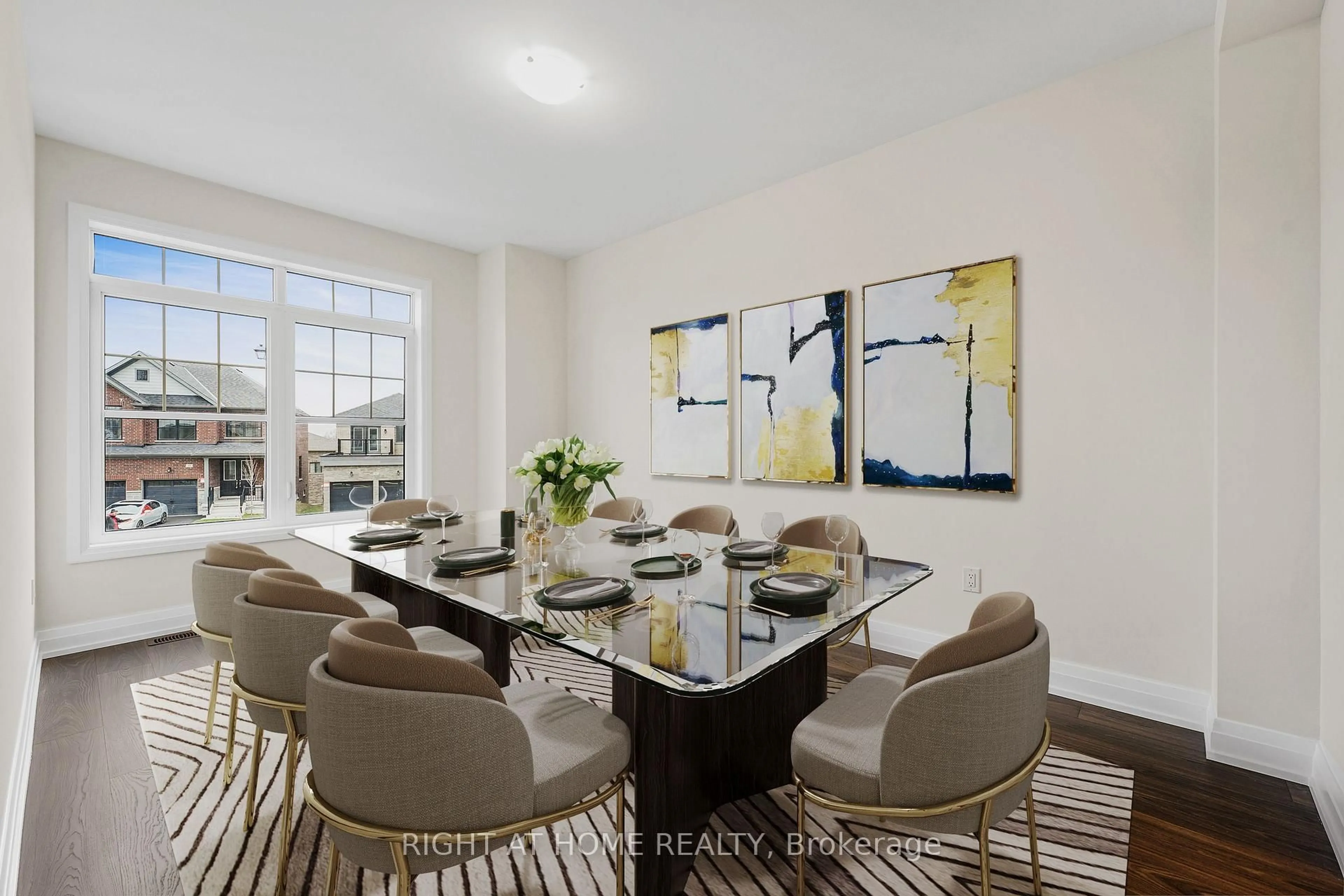 Dining room, unknown for 51 Bearberry Rd, Springwater Ontario L9X 2E1