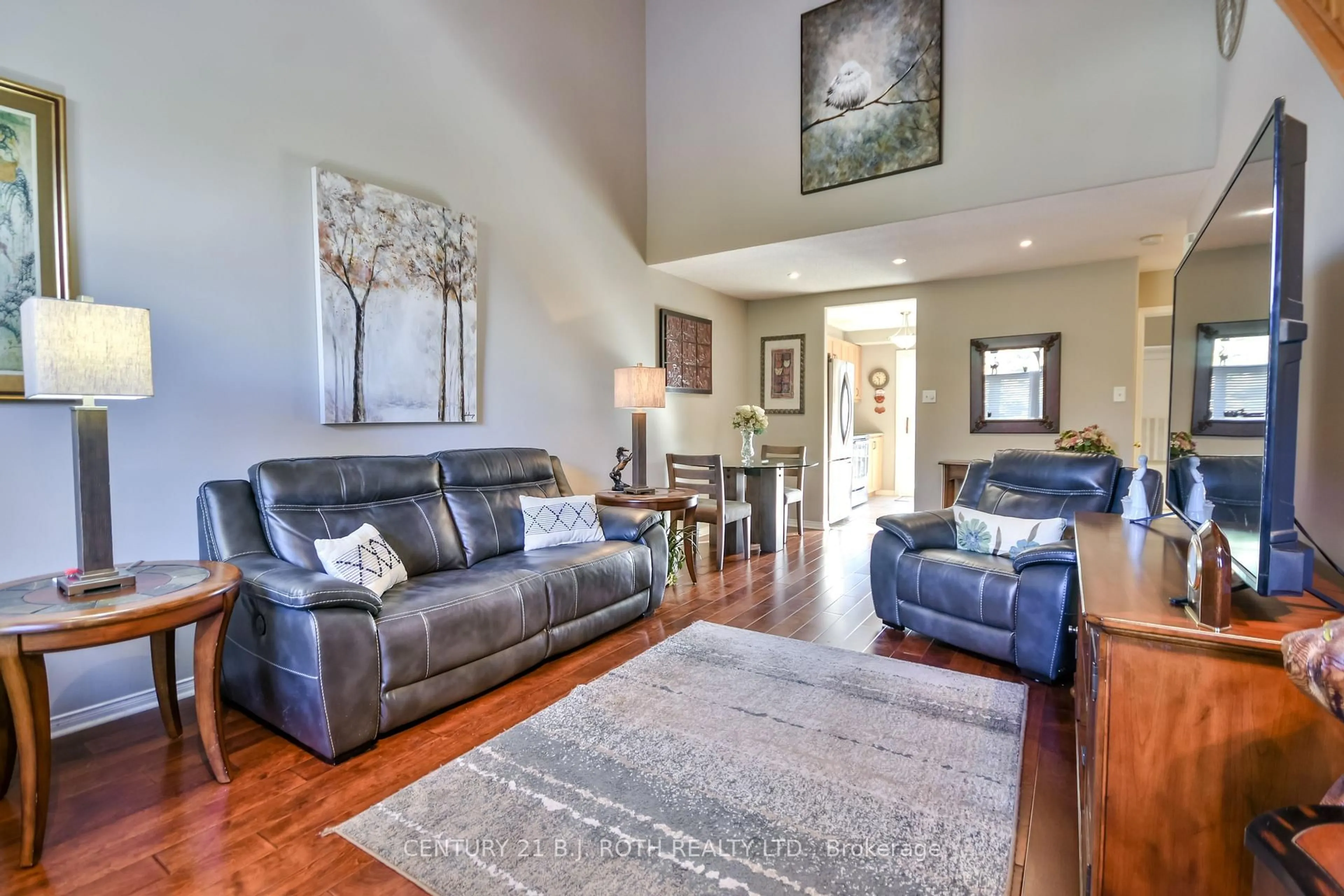 Living room with furniture, unknown for 358 Little Ave #3, Barrie Ontario L4N 2Z6