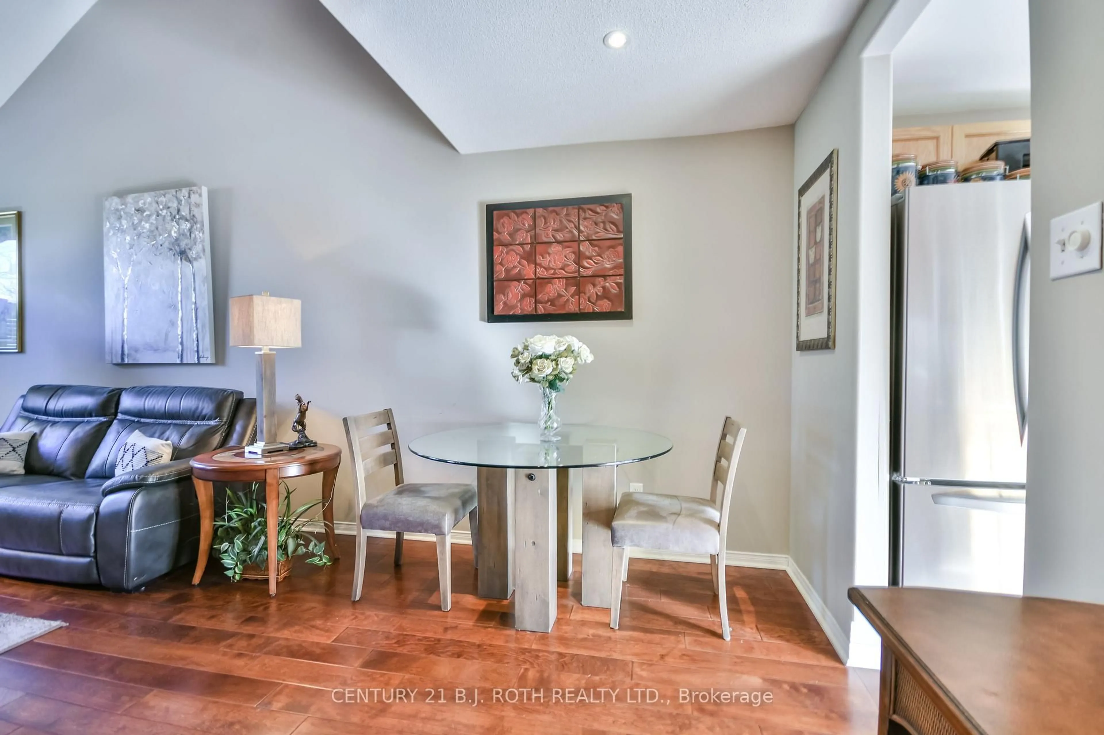 Dining room, unknown for 358 Little Ave #3, Barrie Ontario L4N 2Z6