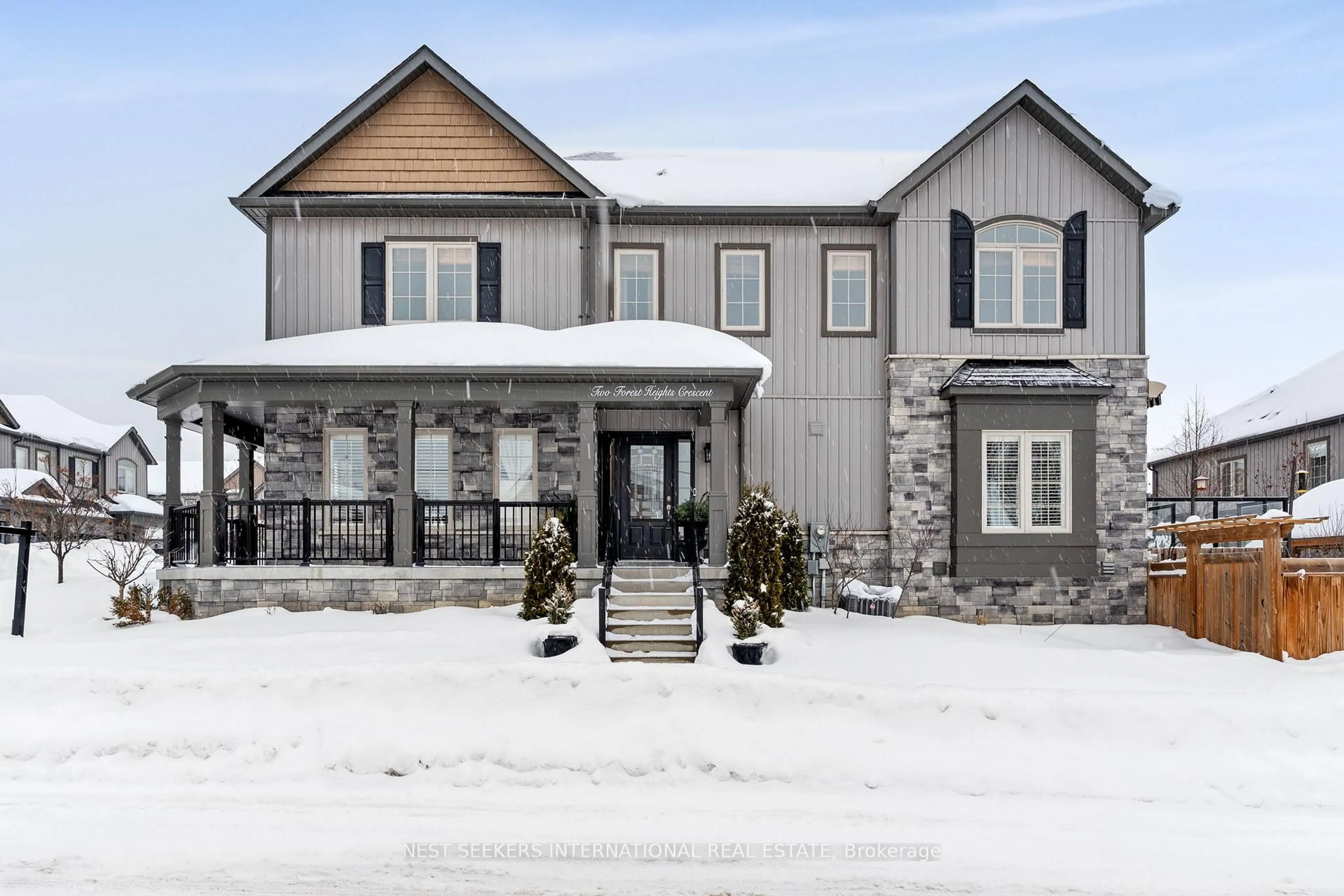 Home with brick exterior material, unknown for 2 Forest Heights Dr, Orillia Ontario L3V 8J6