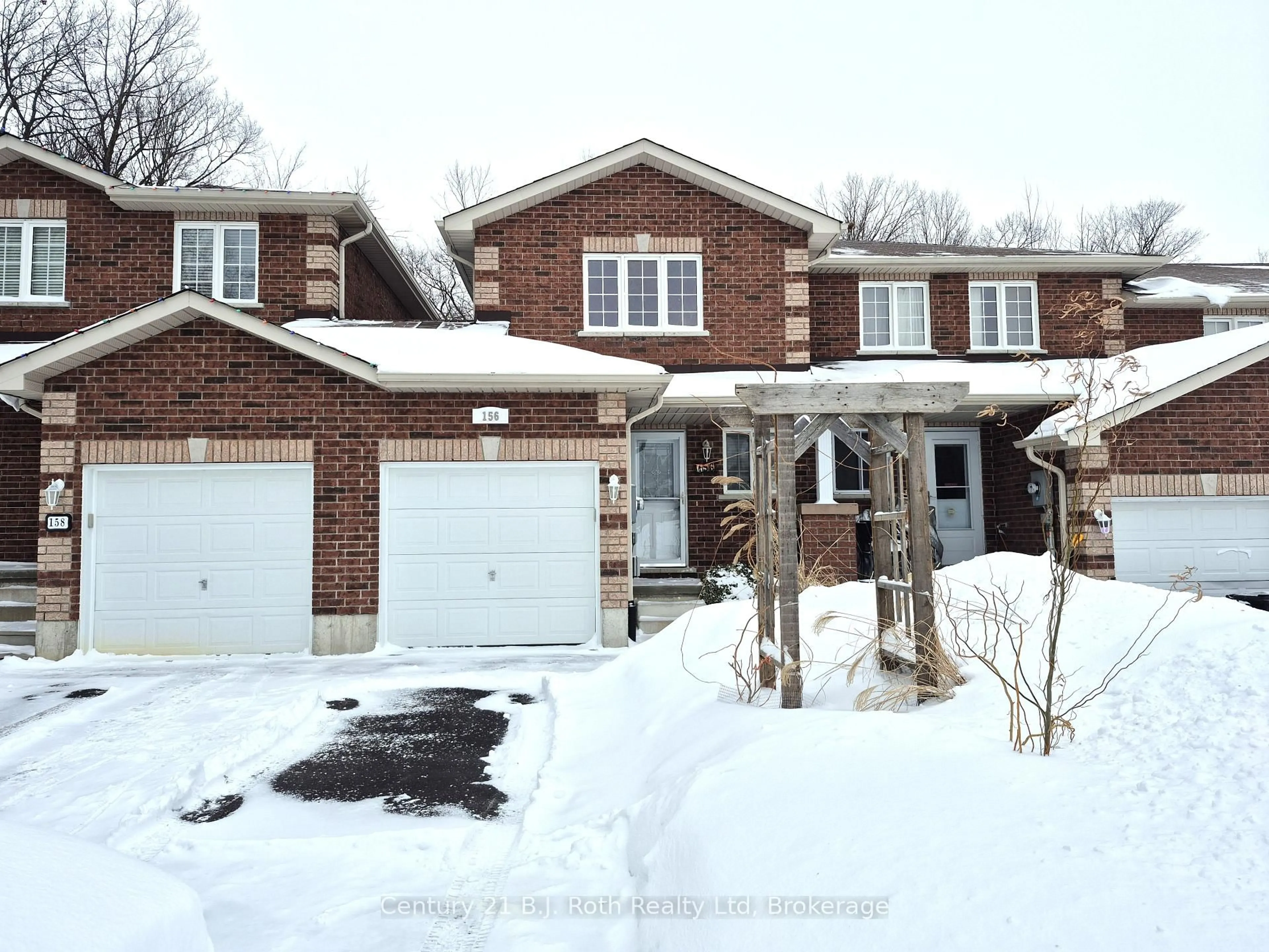 Home with brick exterior material, street for 156 Southwinds Cres, Midland Ontario L4R 0A3