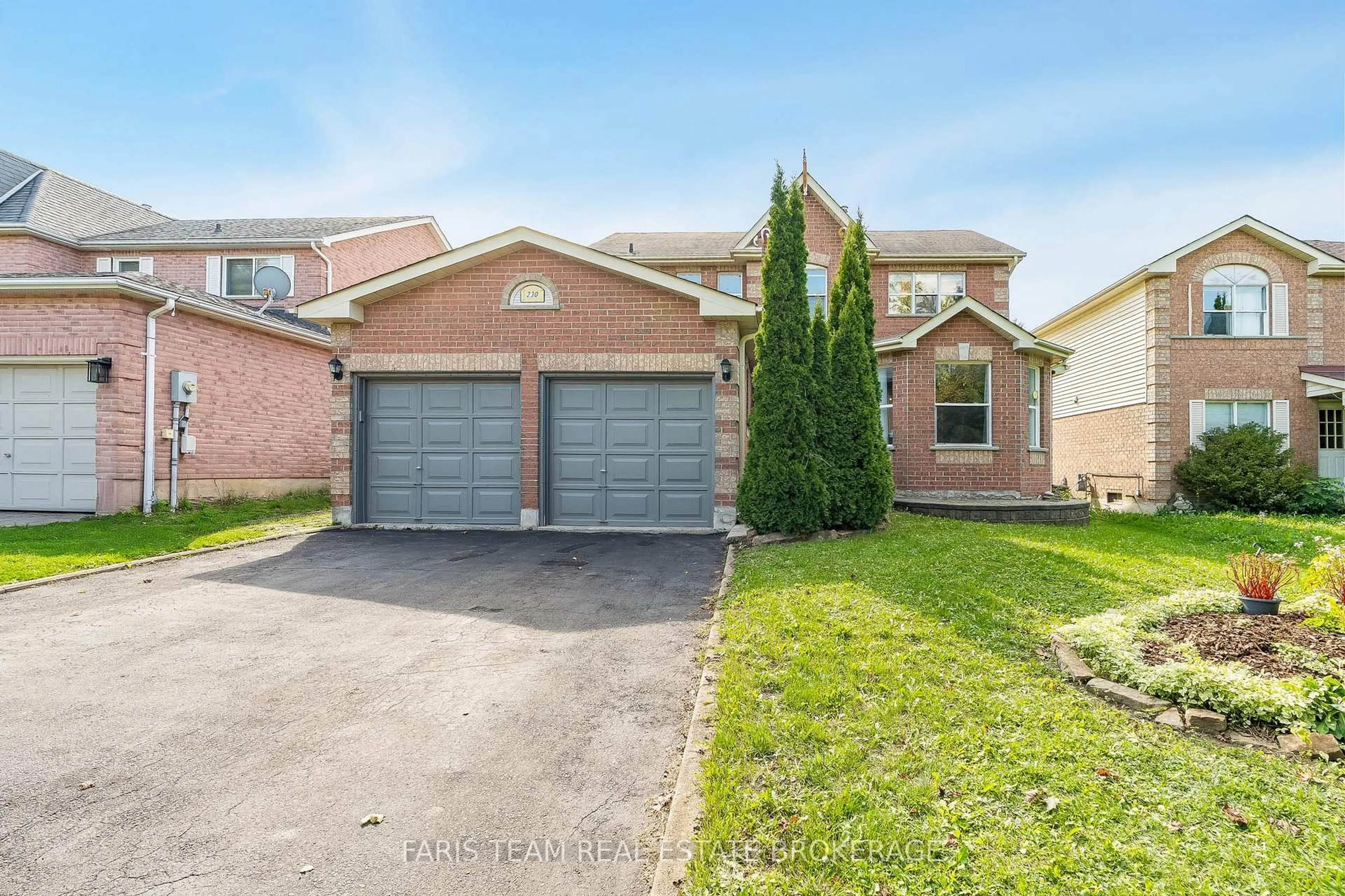 Home with brick exterior material, street for 230 Mary Anne Dr, Barrie Ontario L4N 7R2