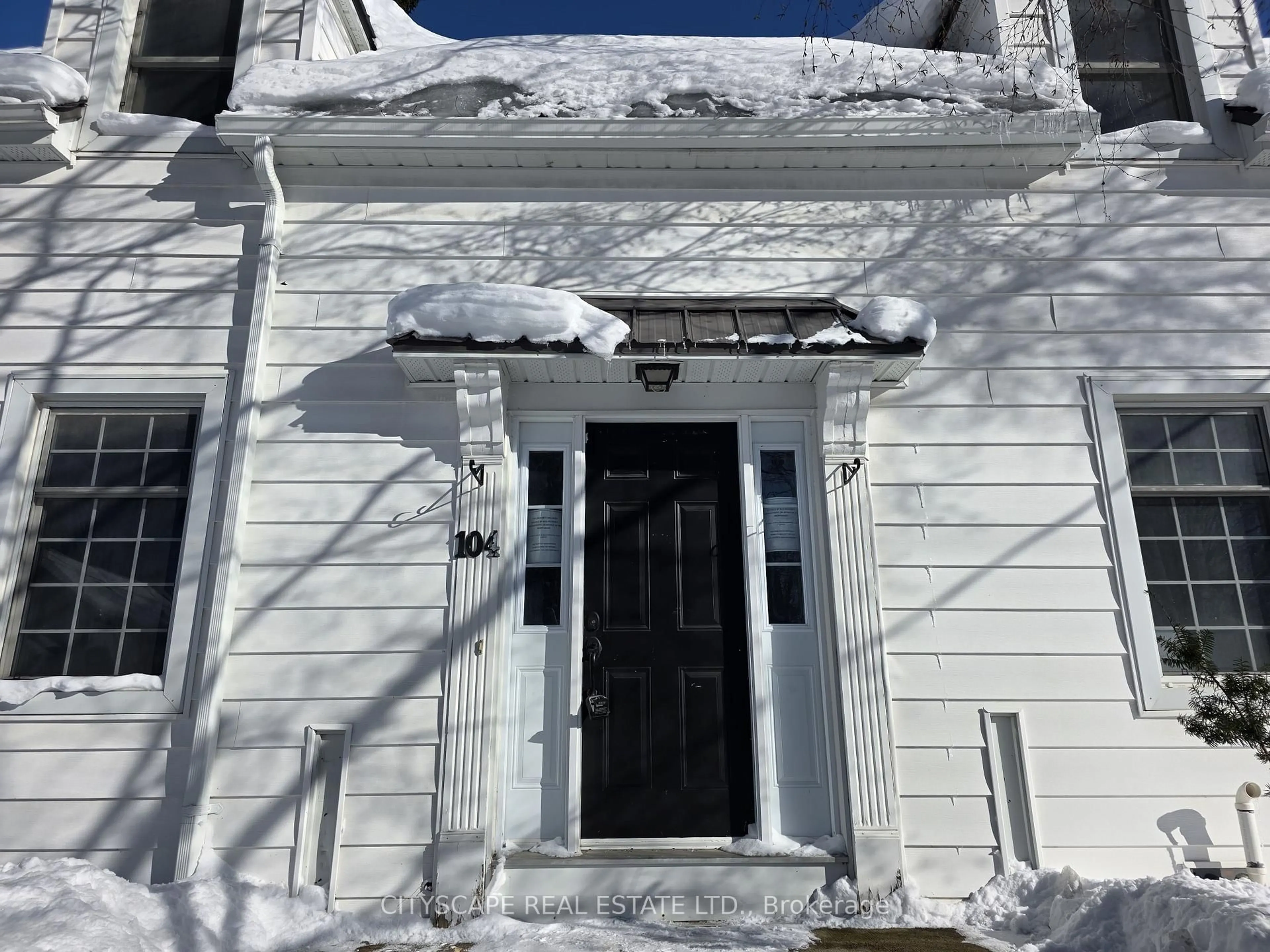 Unknown for 104 Patrick St, Orillia Ontario L3V 5L5