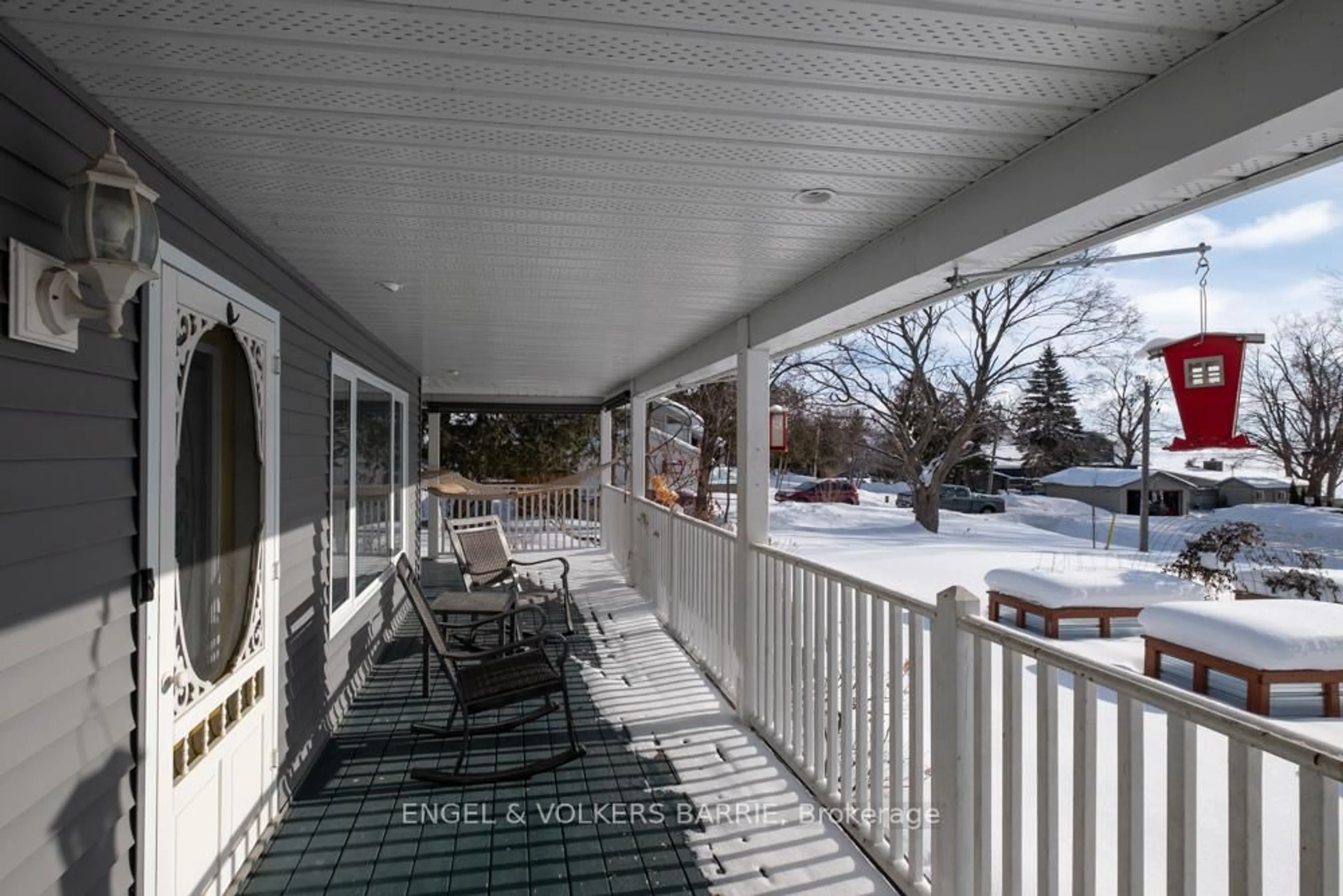 Patio, street for 112 Lakeshore Rd, Oro-Medonte Ontario L0L 2E0