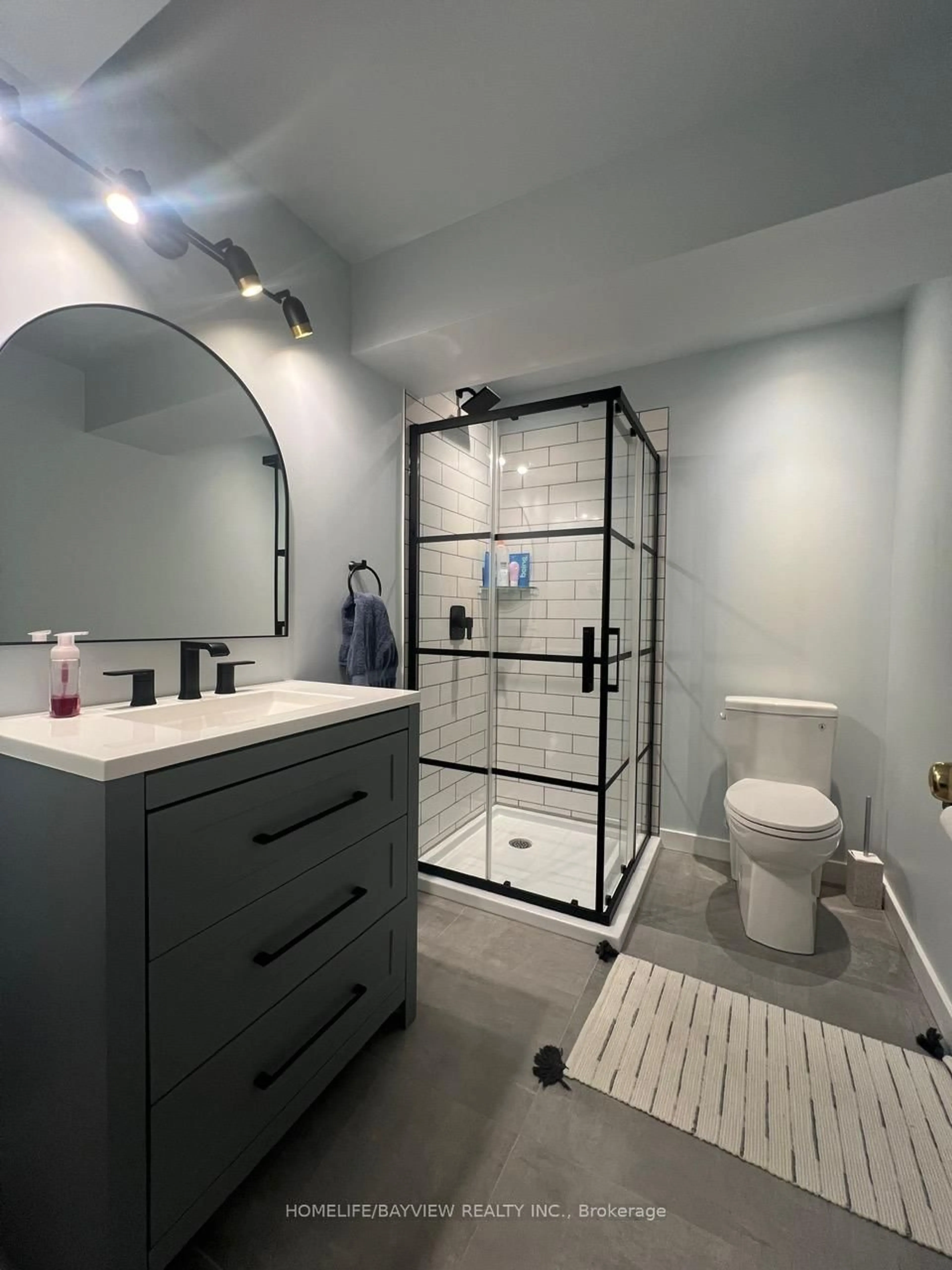 Contemporary bathroom, ceramic/tile floor for 27 GADWALL Ave, Barrie Ontario L4N 8X6