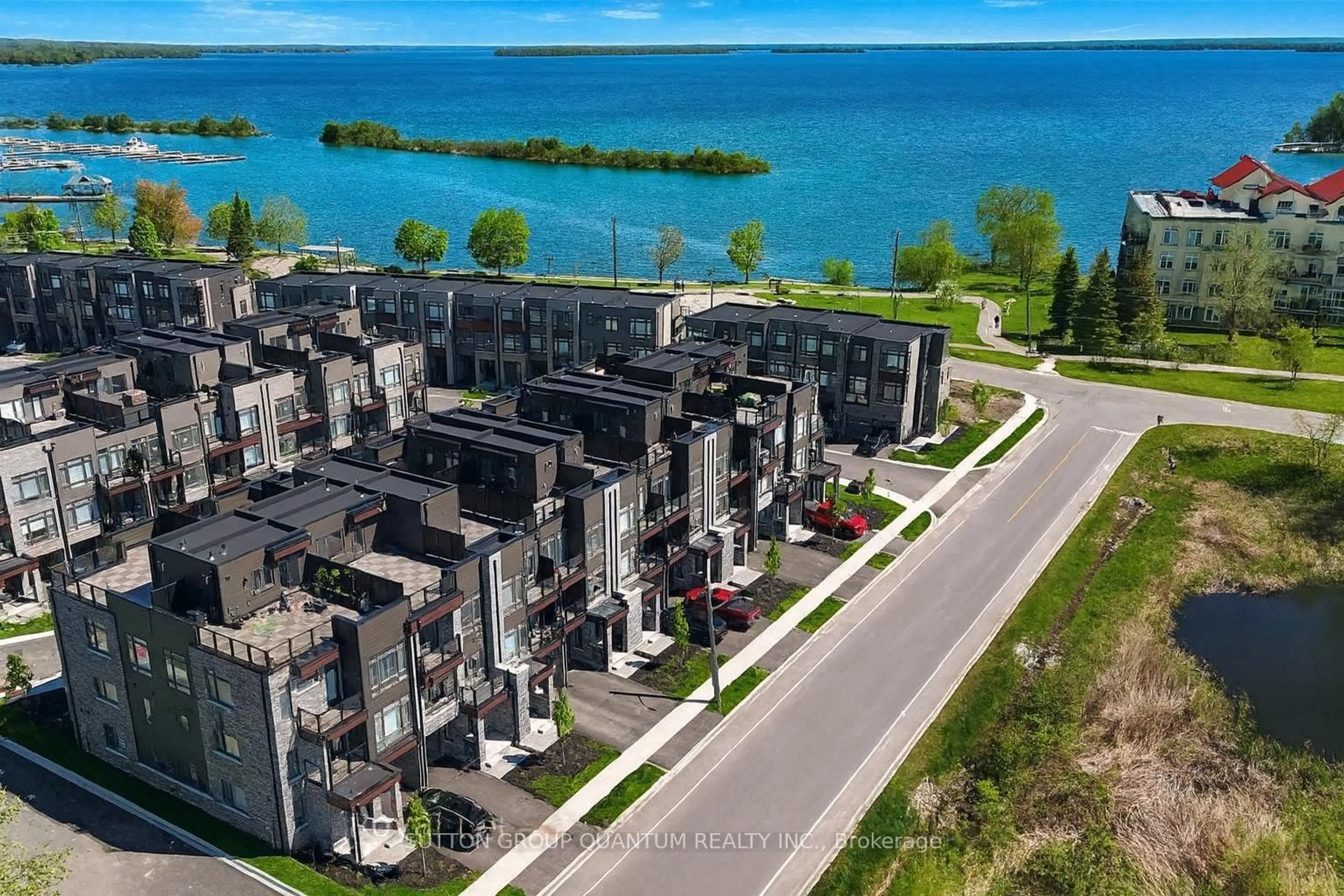 A pic from outside/outdoor area/front of a property/back of a property/a pic from drone, water/lake/river/ocean view for 158 Elgin St, Orillia Ontario L3V 1R2