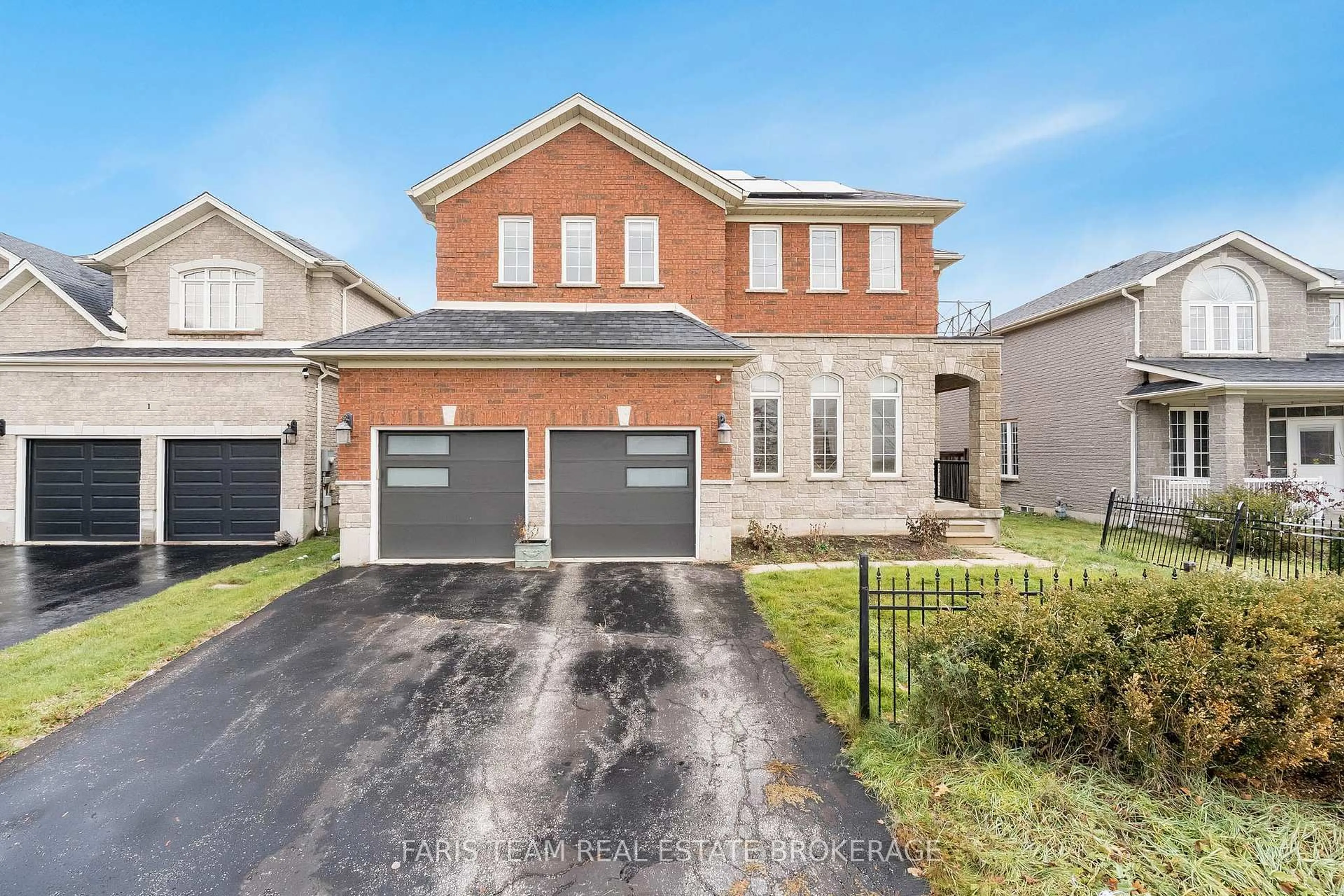Home with brick exterior material, street for 3 Prince William Way, Barrie Ontario L4N 0Y9