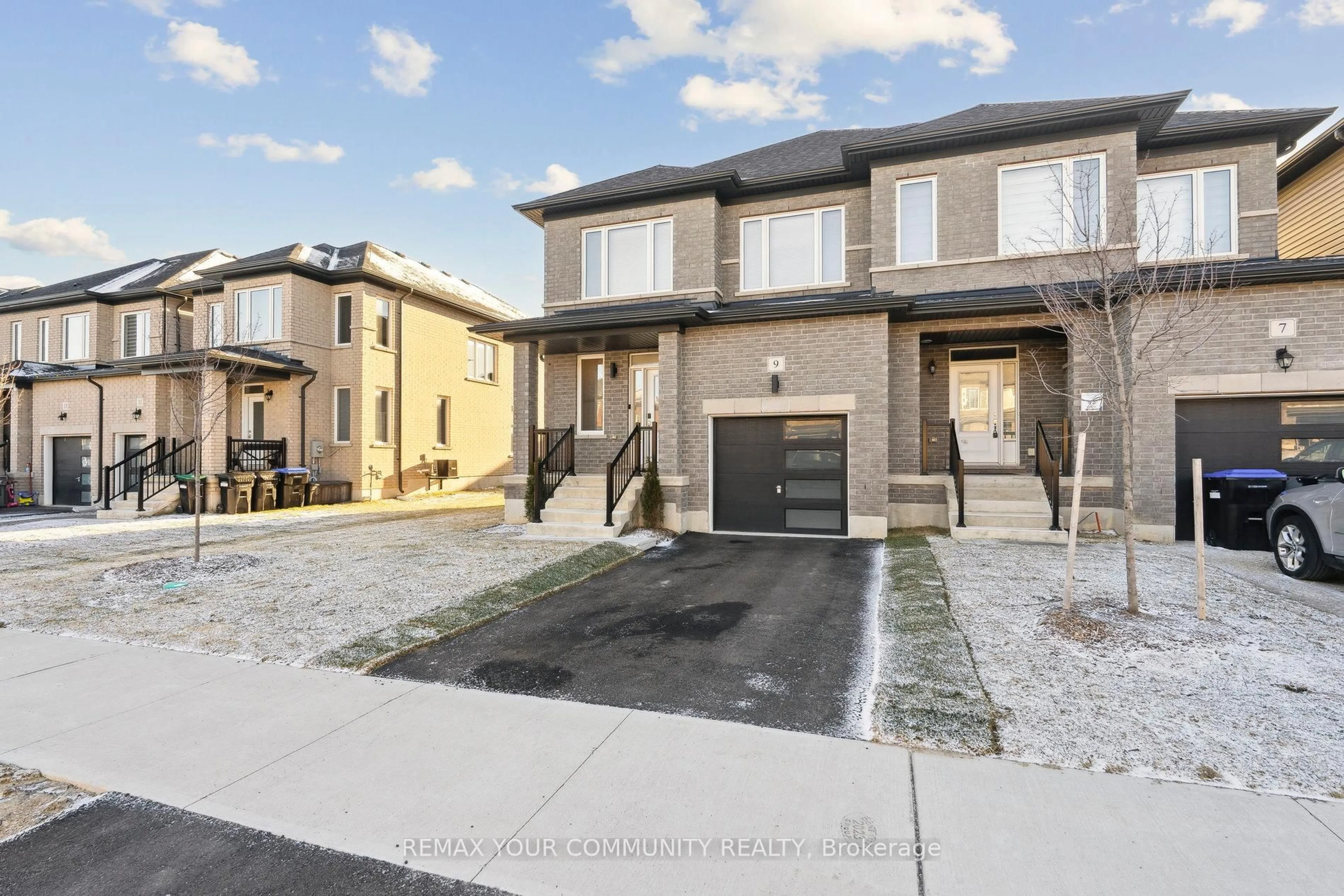 Unknown for 9 Lisa St, Wasaga Beach Ontario L9Z 0K9