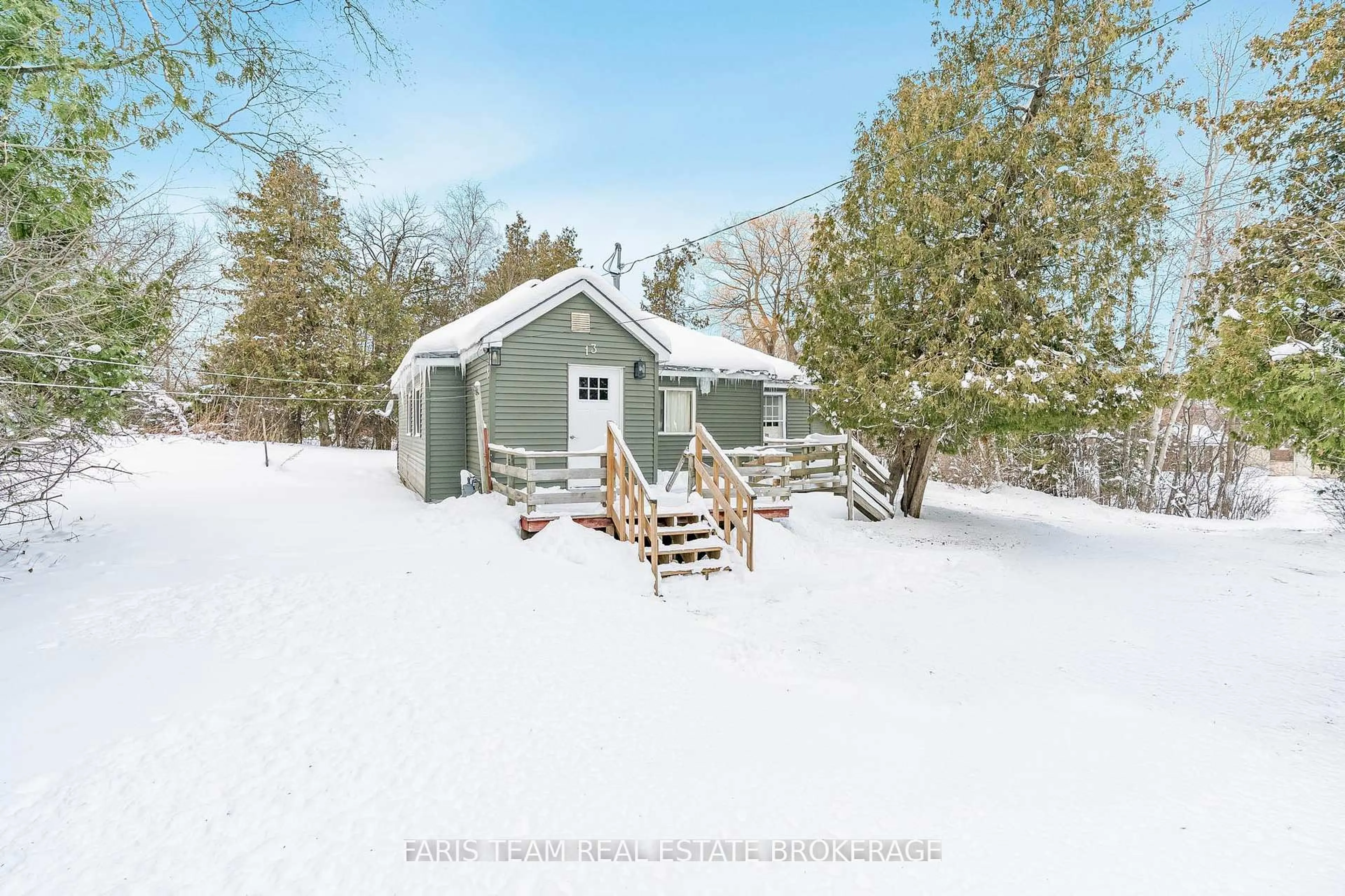 Unknown for 13 Arthur St, Collingwood Ontario L9Y 3Z1