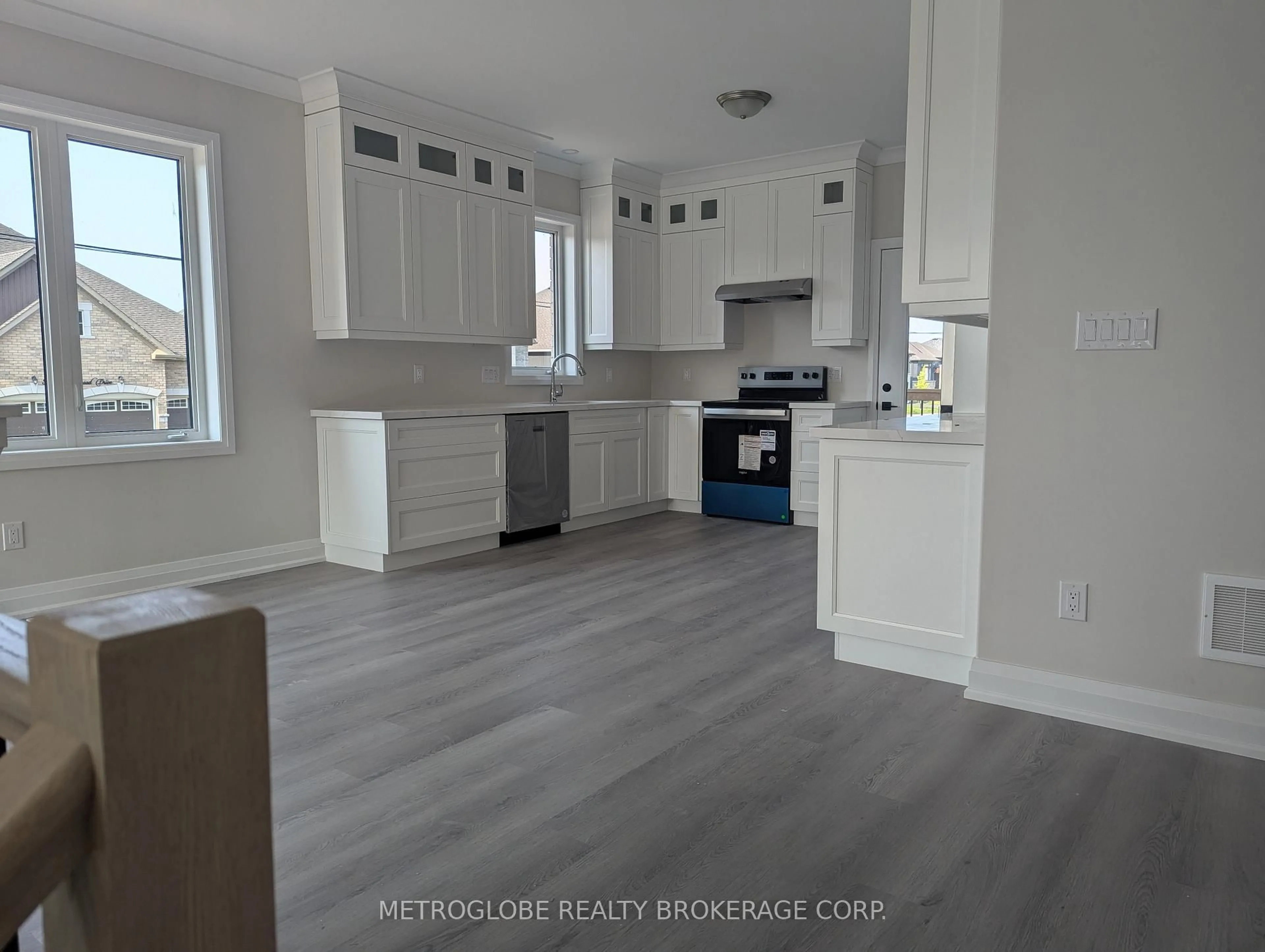 Open concept kitchen, unknown for 2 Joanne Cres, Wasaga Beach Ontario L9Z 1R4