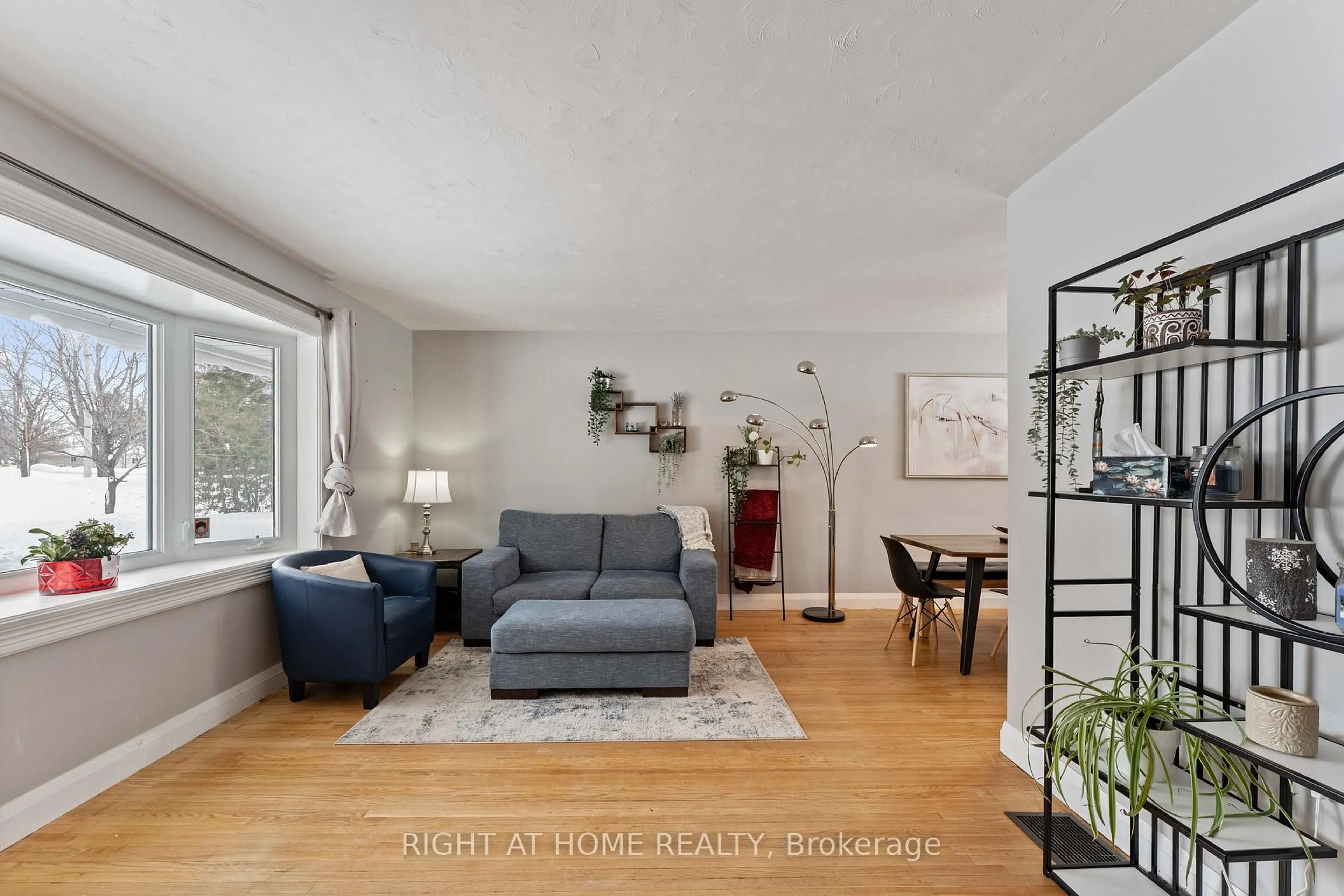 Living room with furniture, unknown for 2 Quinn Ave, Orillia Ontario L3V 3H5