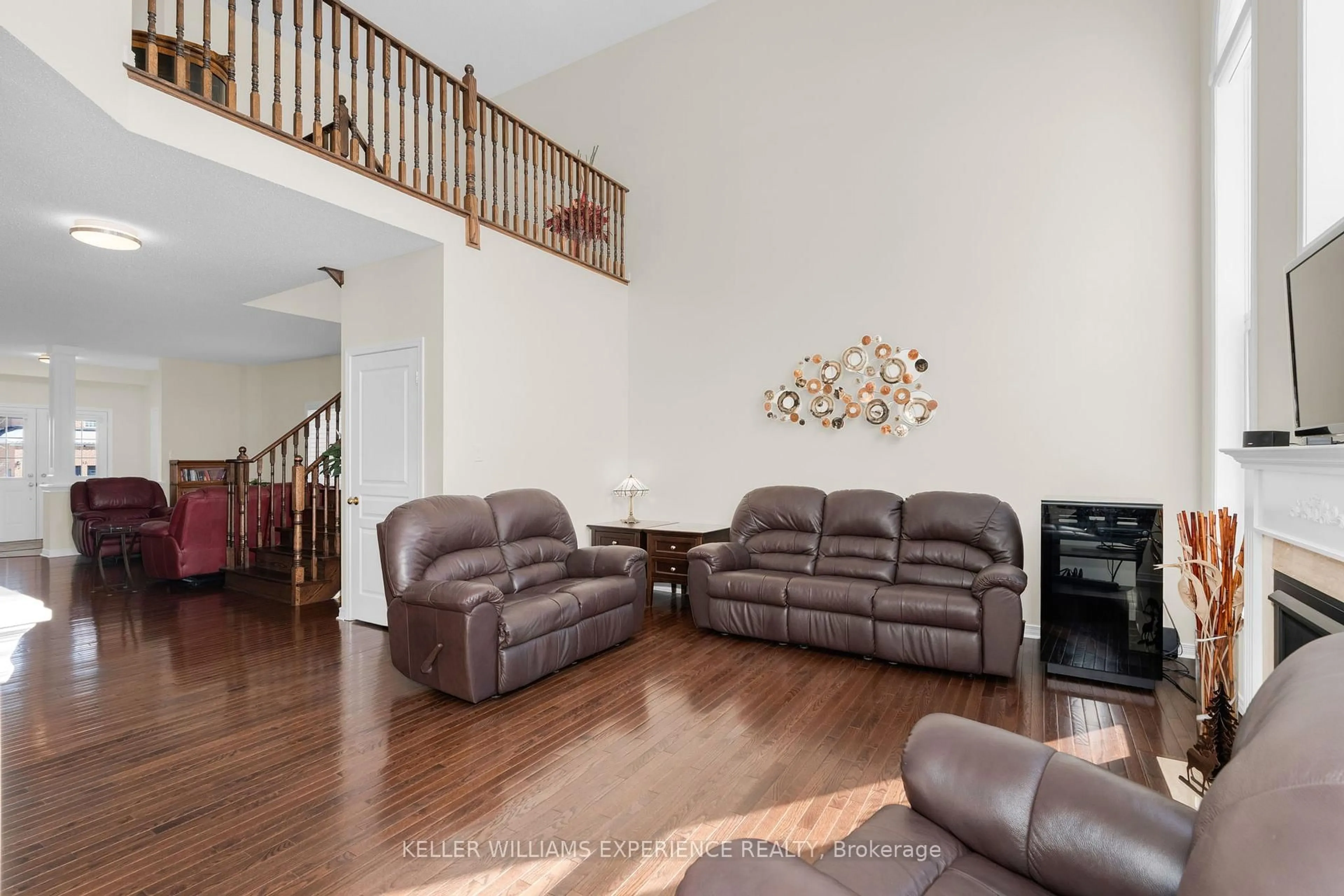 Living room with furniture, unknown for 14 Charlemagne Ave, Barrie Ontario L4M 0A9