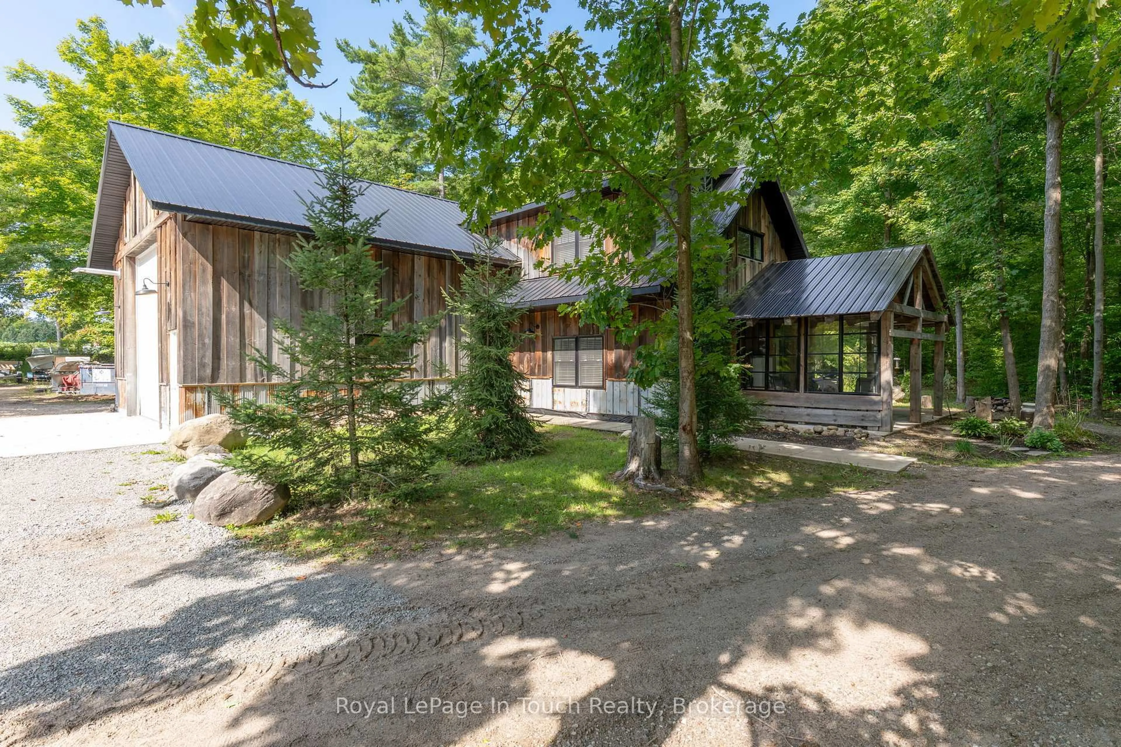 A pic from outside/outdoor area/front of a property/back of a property/a pic from drone, forest/trees view for 440 Concession Rd 16 Concession, Tiny Ontario L9M 0P1