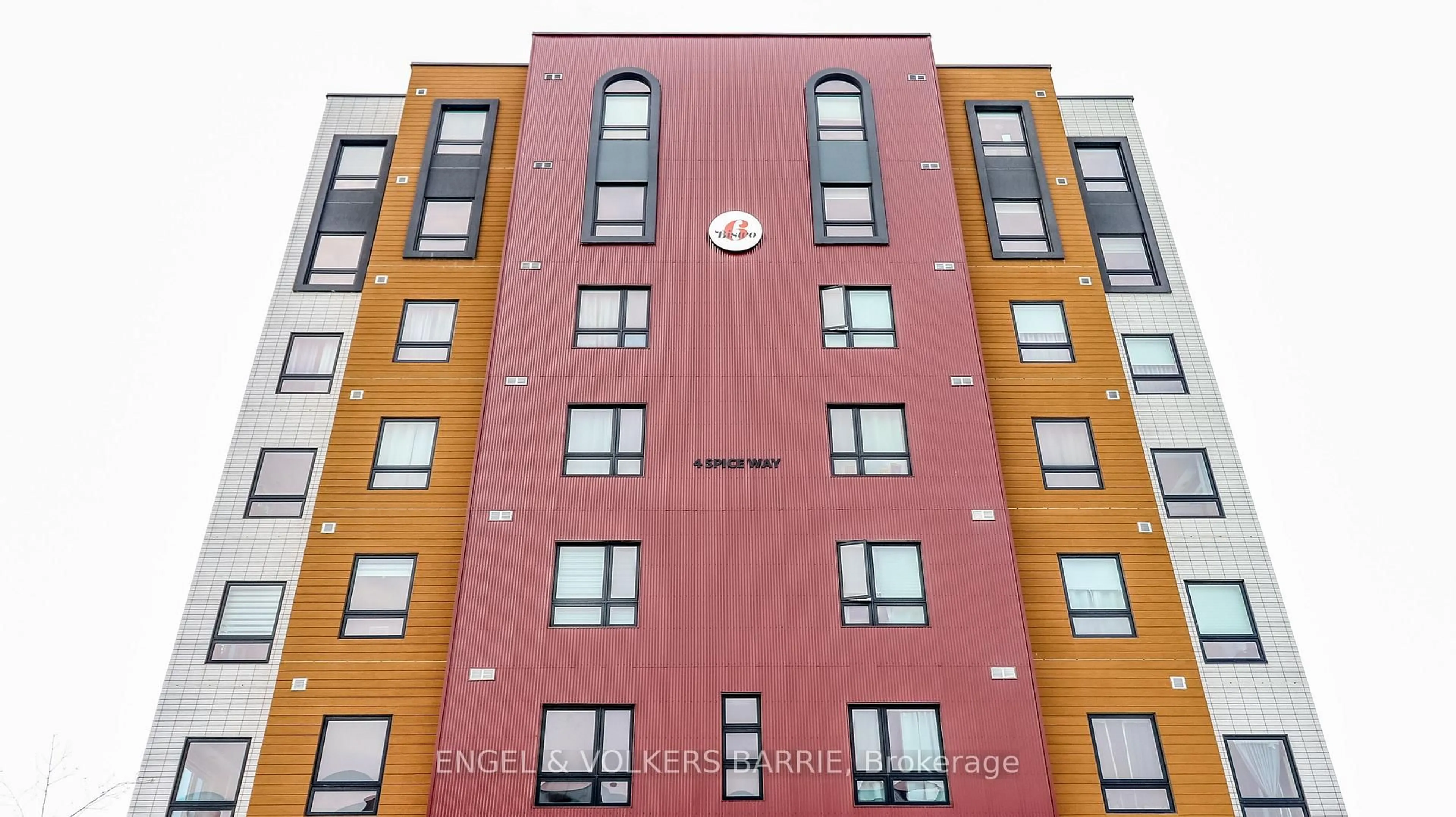 Home with brick exterior material, building for 4 Spice Way #312, Barrie Ontario L9J 0M2