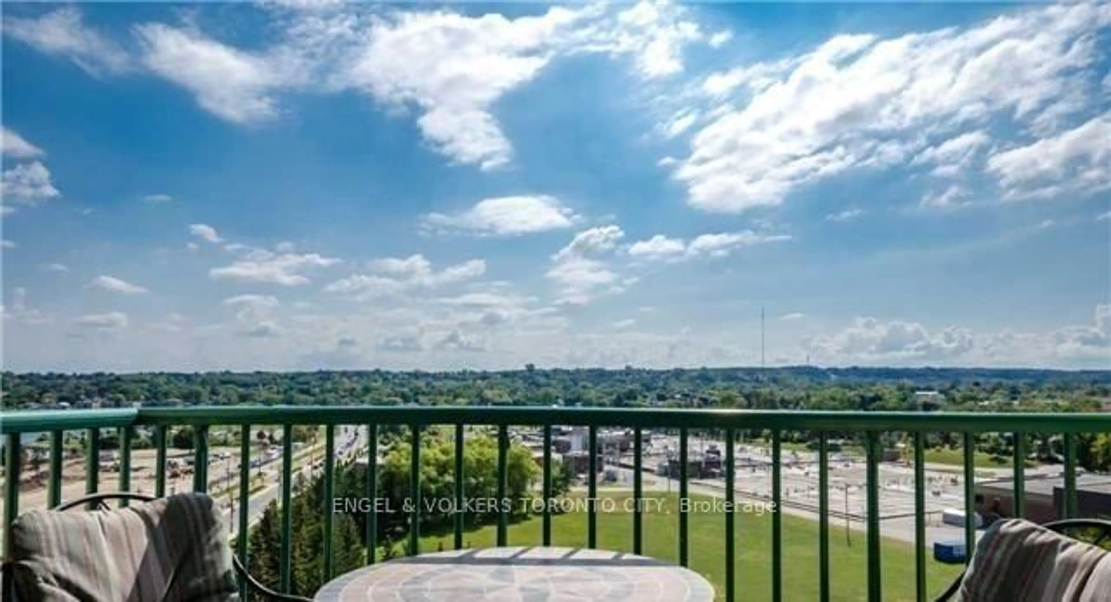 Patio, water/lake/river/ocean view for 75 Ellen St #1111, Barrie Ontario L4N 3A5