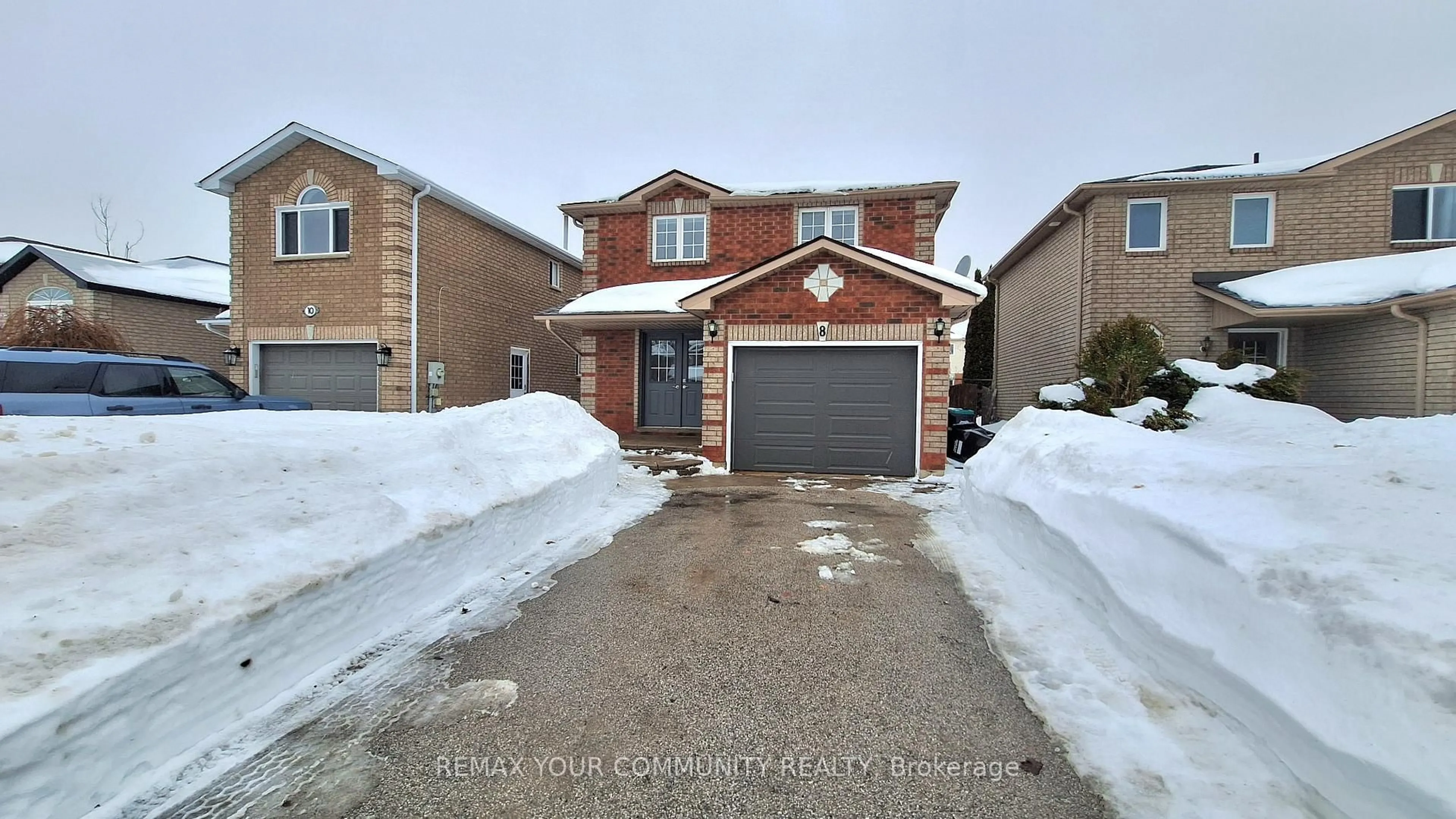 Unknown for 8 Srigley St, Barrie Ontario L4N 0L9