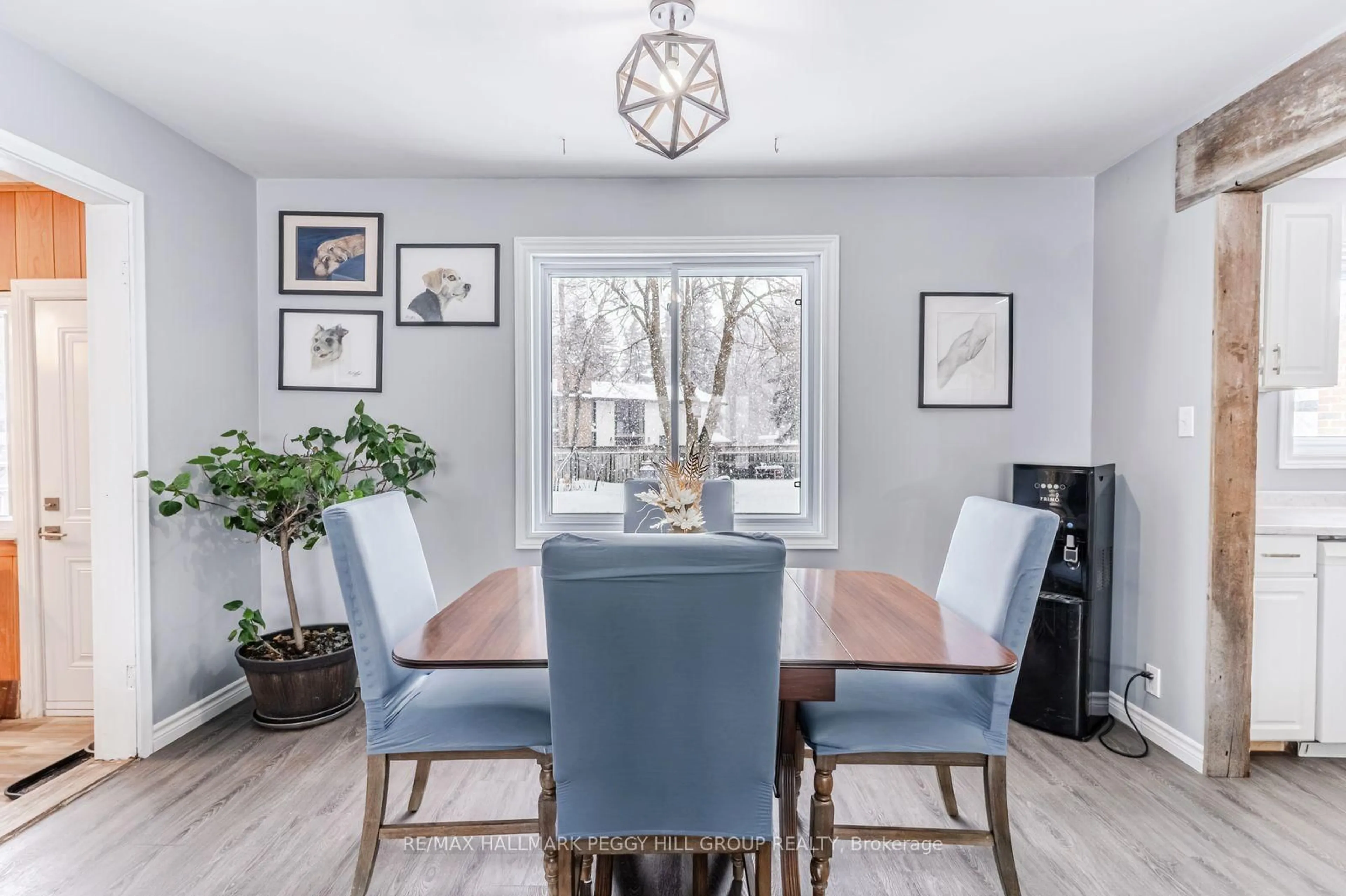 Dining room, wood/laminate floor for 90 Queen St, Springwater Ontario L0L 1P0