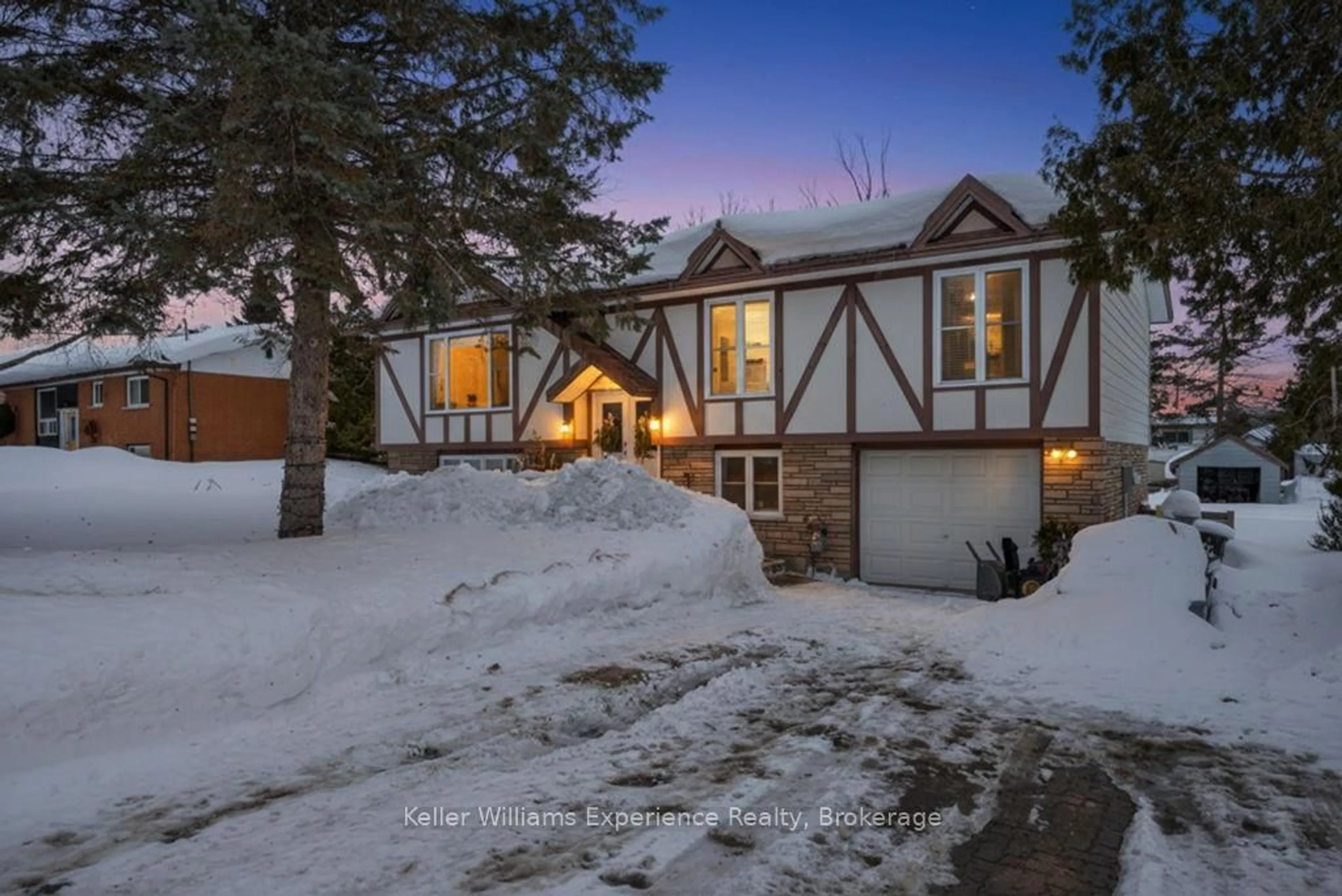 Unknown for 2060 Avery Lane, Severn Ontario L3V 6H2