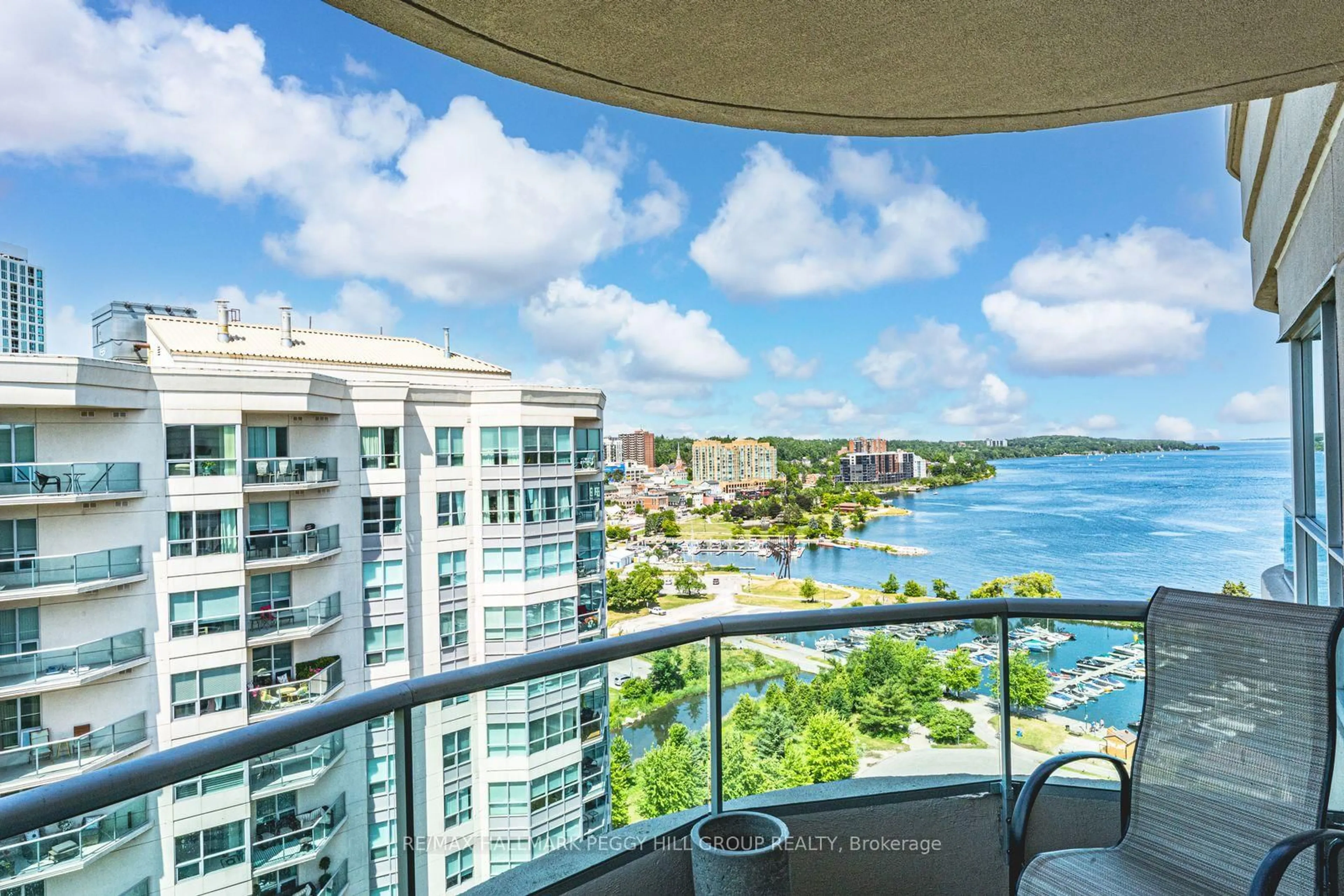 Balcony in the apartment, water/lake/river/ocean view for 2 Toronto St #PH2/3, Barrie Ontario L4N 9R2