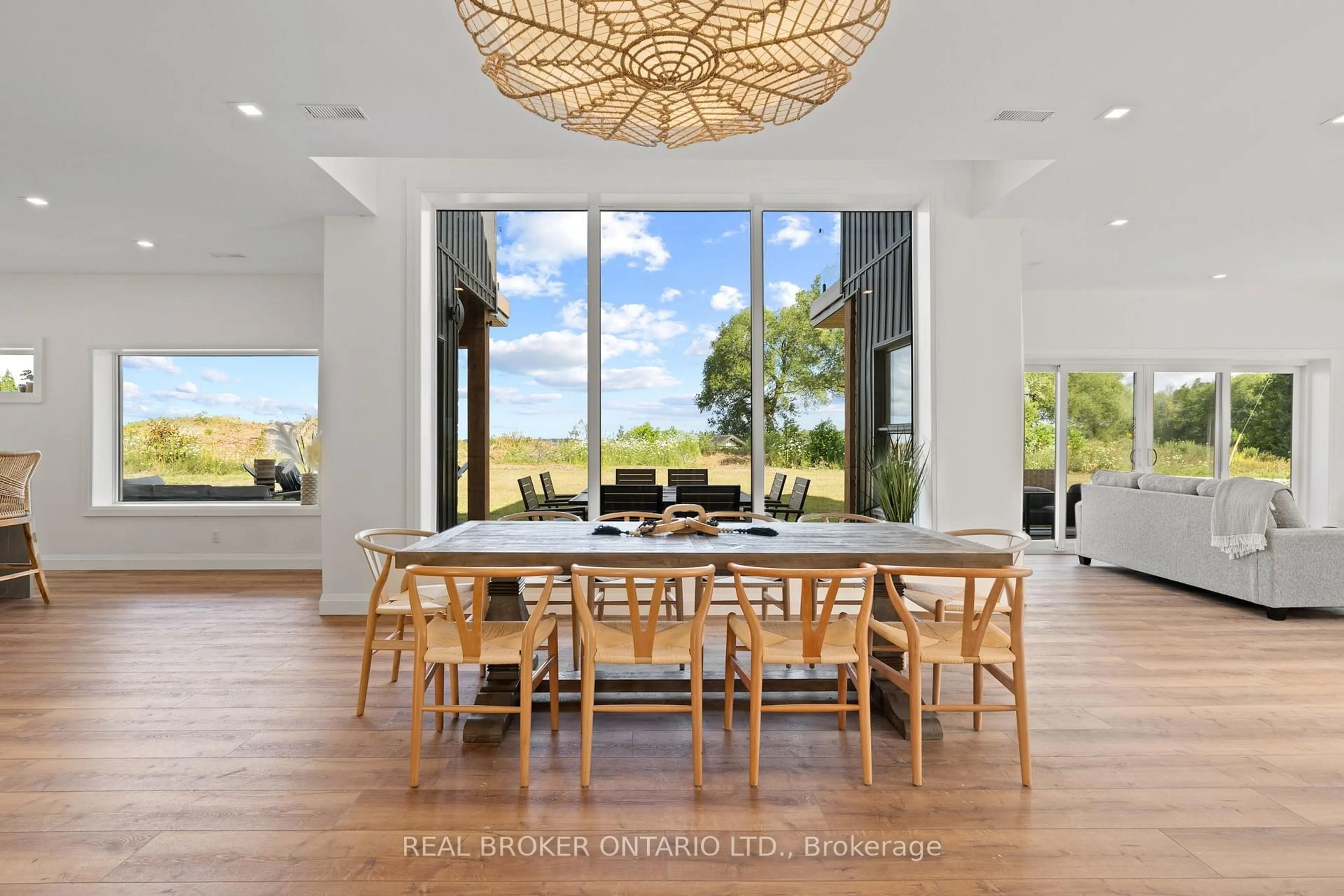 Dining room, unknown for 8, 20, 30, 31, Hemlock Ave, Tay Ontario L0K 2C0