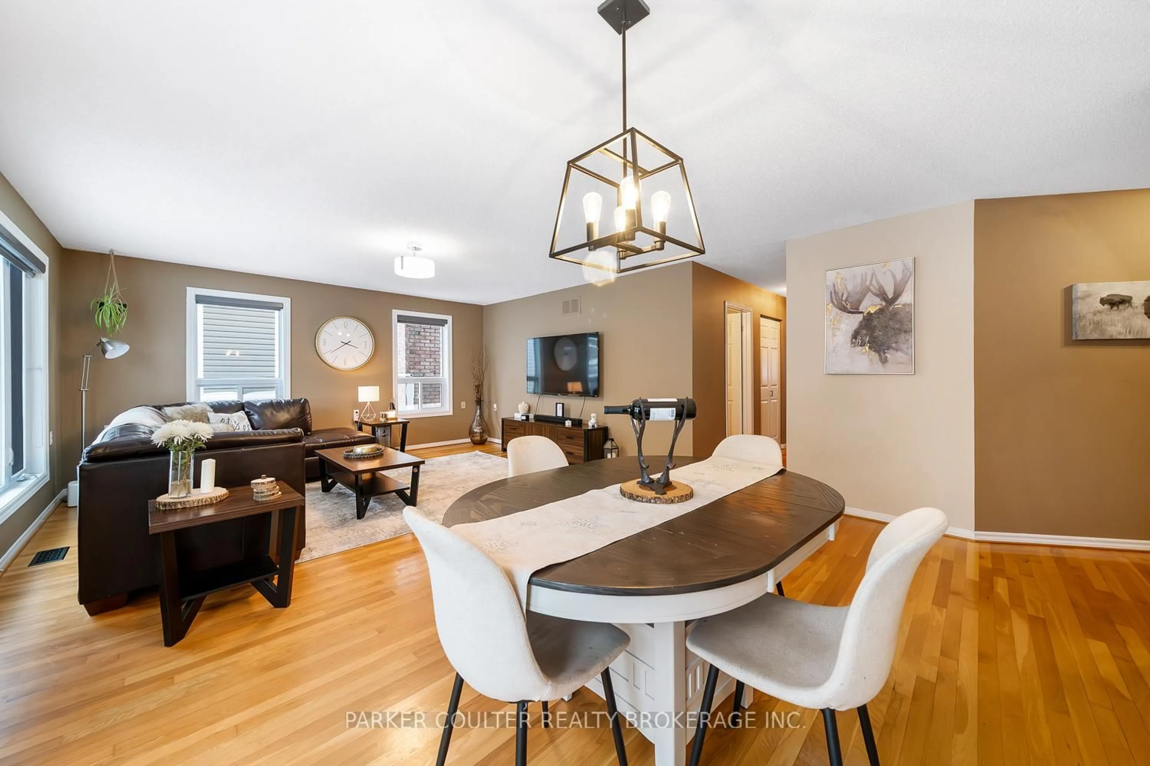 Unknown for 5 Pommel Pl, Penetanguishene Ontario L9M 1J7