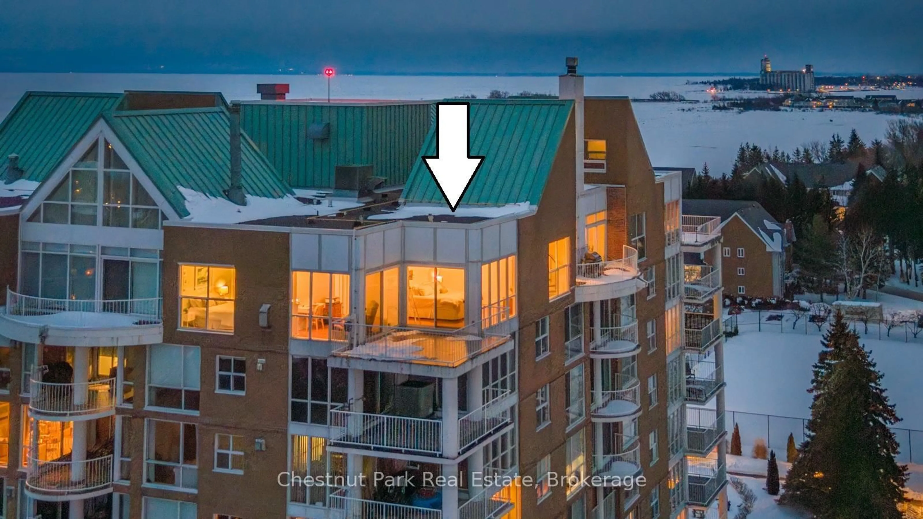 A pic from outside/outdoor area/front of a property/back of a property/a pic from drone, city buildings view from balcony for 24 Ramblings Way #1001, Collingwood Ontario L9Y 5C6
