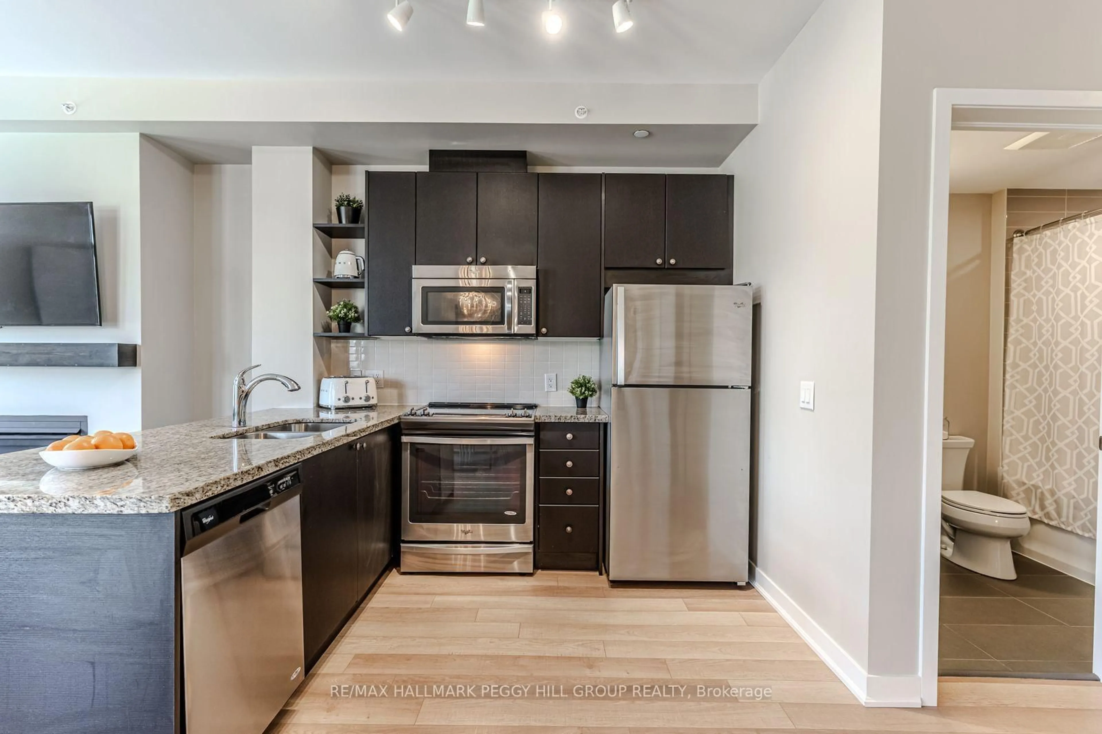 Unknown for 40 Horseshoe Blvd #217, Oro-Medonte Ontario L4M 4Y8