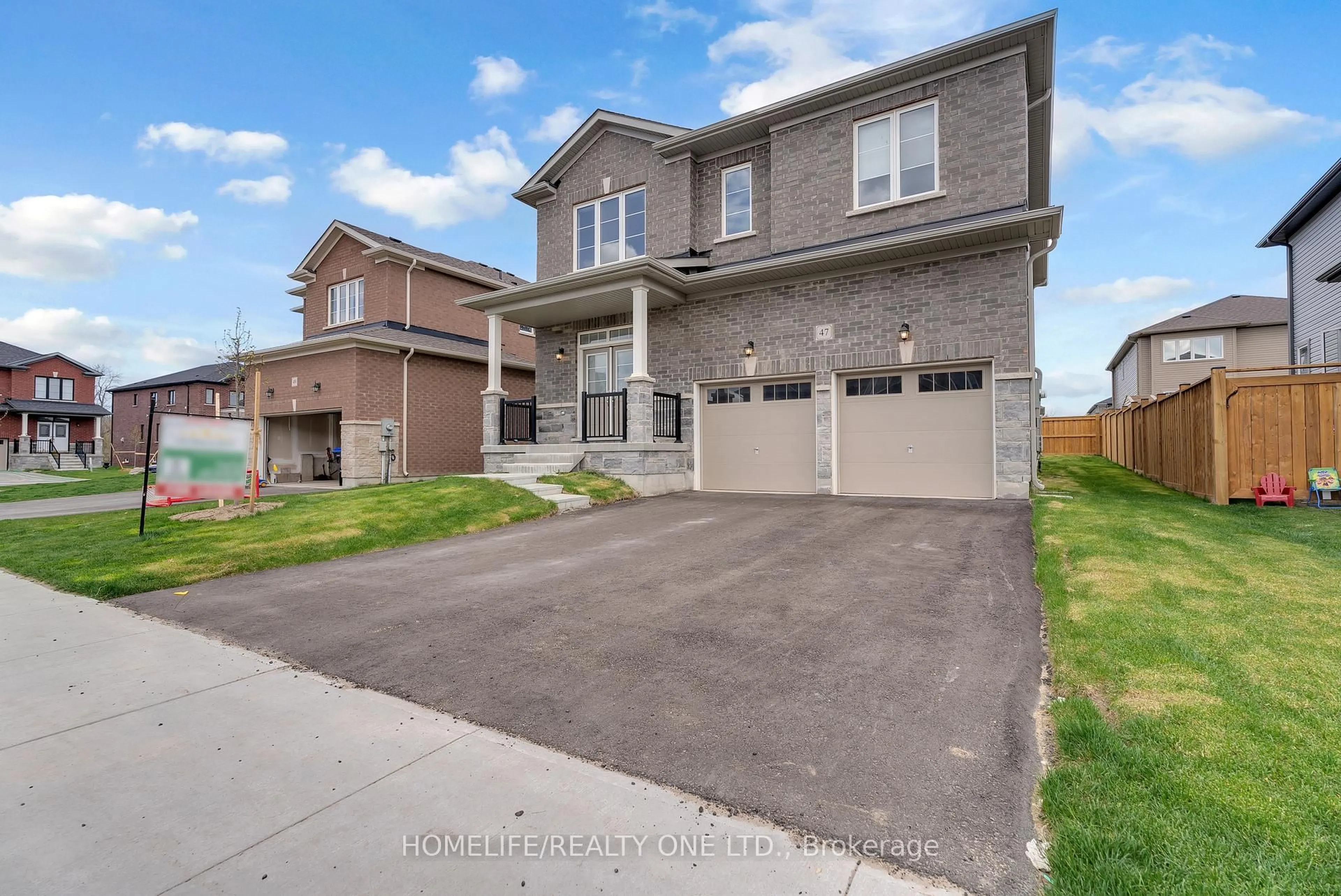 Home with brick exterior material, street for 47 Autumn Dr, Wasaga Beach Ontario L9Z 0K7