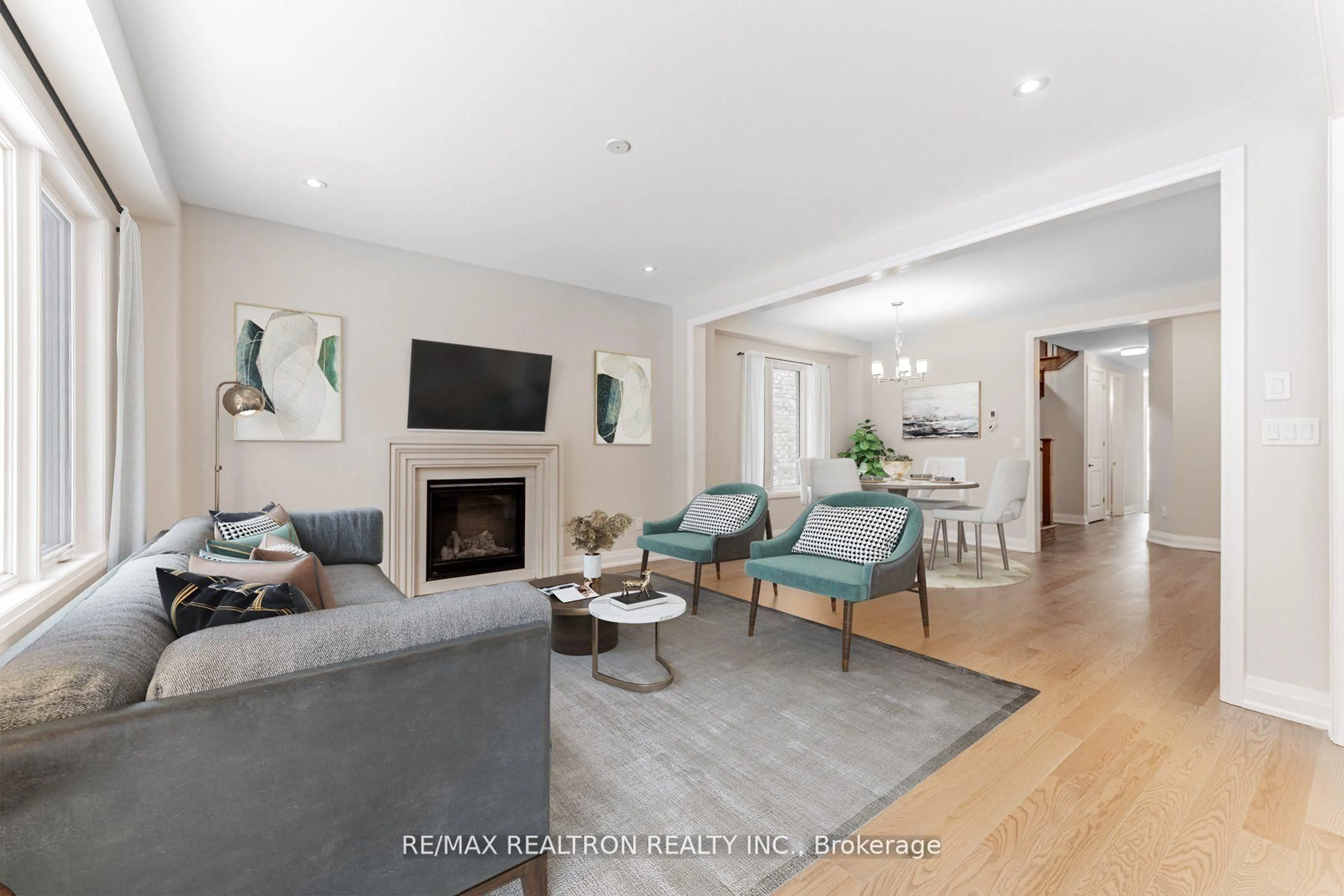 Living room with furniture, unknown for 31 Sweet Cicely St, Springwater Ontario L9X 2C7