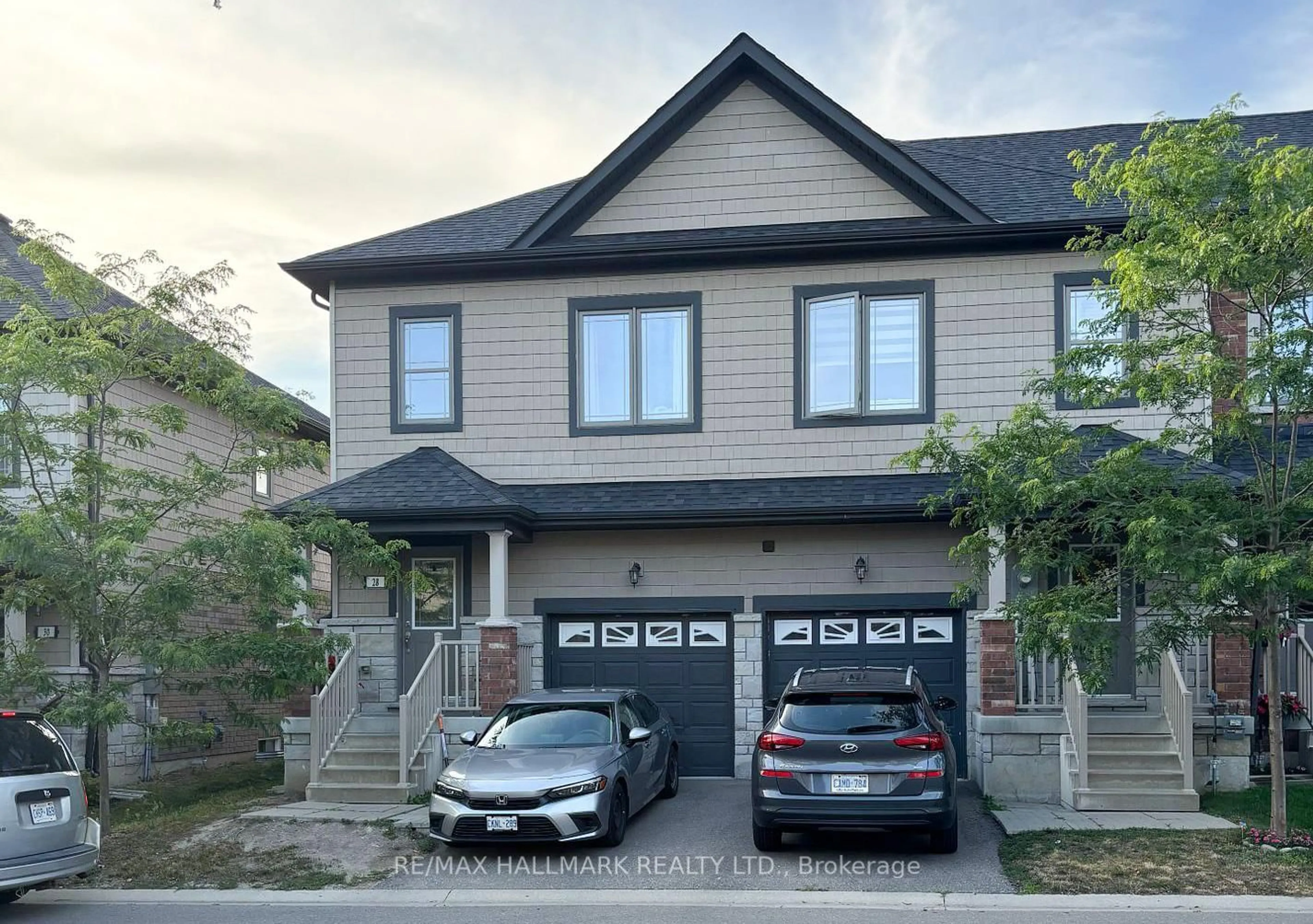 Unknown for 28 Deneb St, Barrie Ontario L4M 0K6