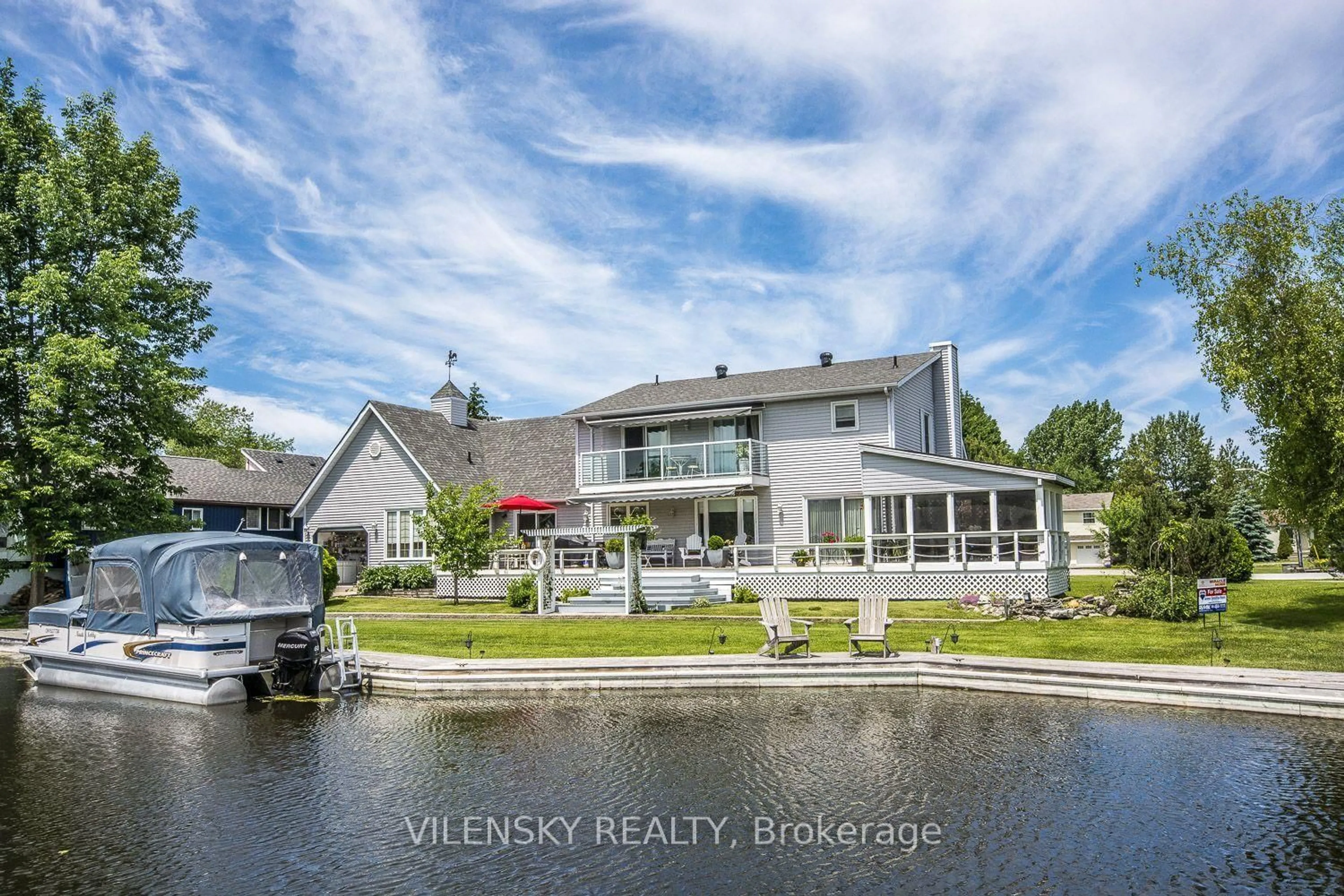 A pic from outside/outdoor area/front of a property/back of a property/a pic from drone, water/lake/river/ocean view for 98 Turtle Path, Ramara Ontario L0K 1B0
